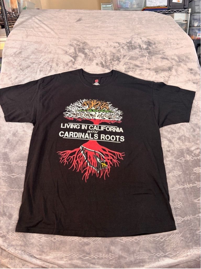 Hanes Men's Hanes T-shirt 2XL Black Cardinals Roots Size US XXL / EU 58 / 5 - 2 Thumbnail