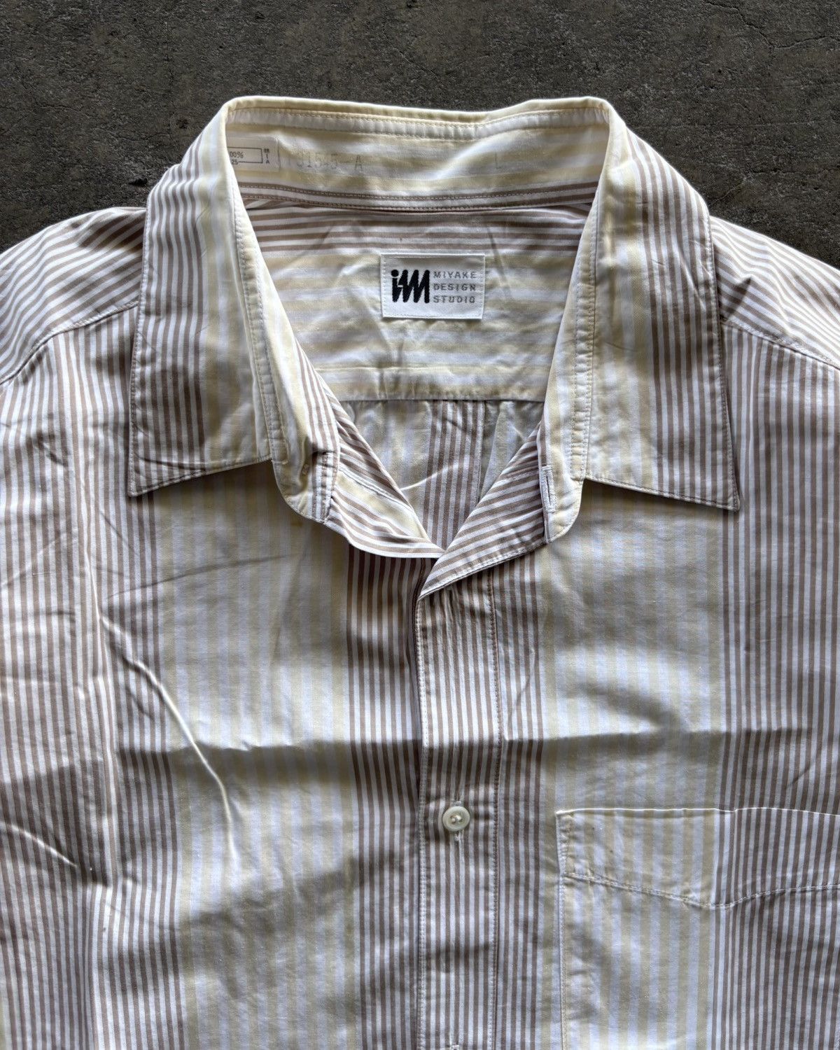 Issey Miyake × Japanese Brand Issey Miyake Design Studio Brown Button Up Shirt Size US L / EU 52-54 / 3 - 3 Thumbnail