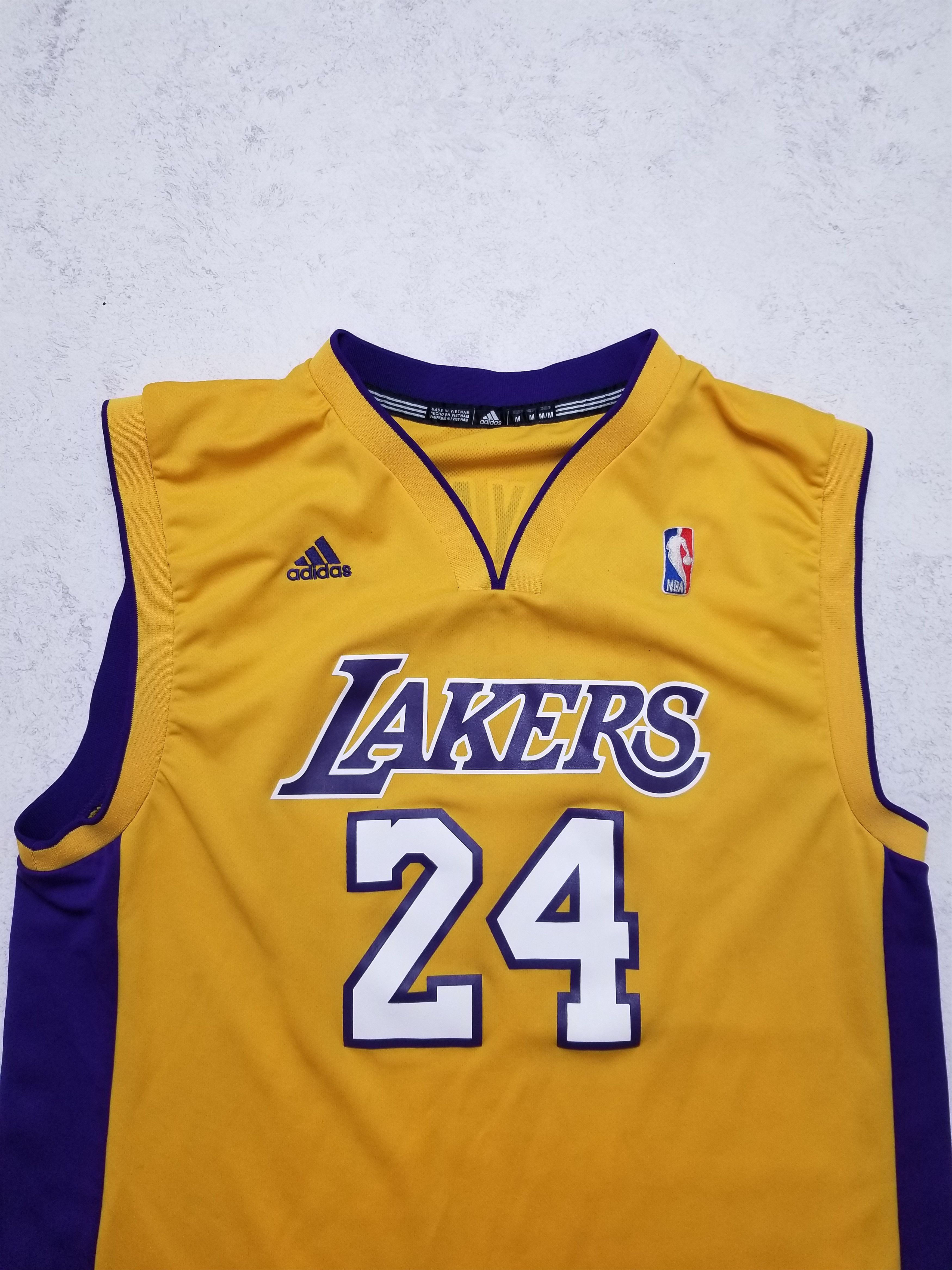 Adidas Los Angeles Lakers Kobe Bryant #24 Adidas NBA Yellow Jersey Size US M / EU 48-50 / 2 - 15 Thumbnail