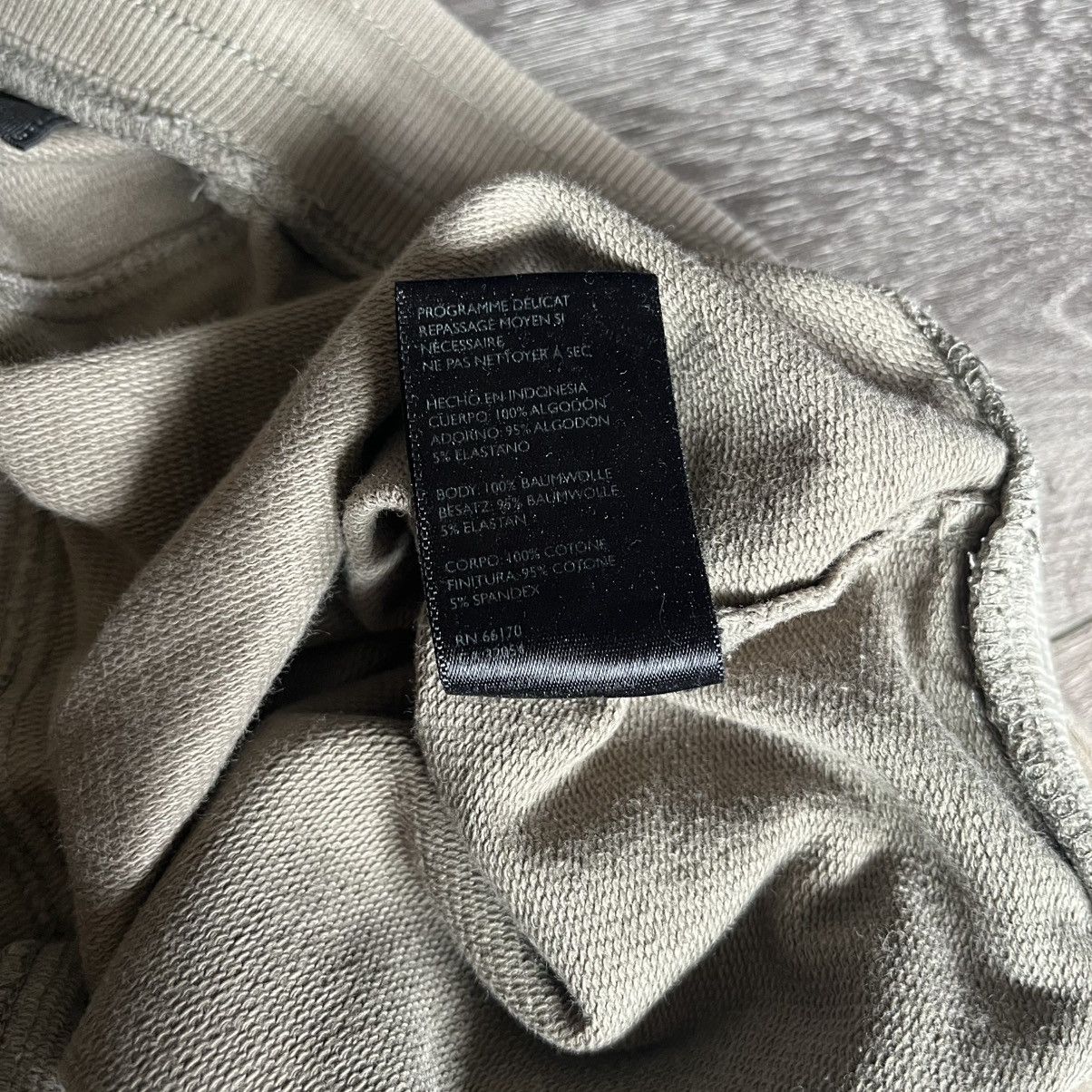 Urban Outfitters × Vintage Vintage Style Urban Outfitters Low Drop Crotch Sweatshorts Size US 32 / EU 48 - 5 Thumbnail