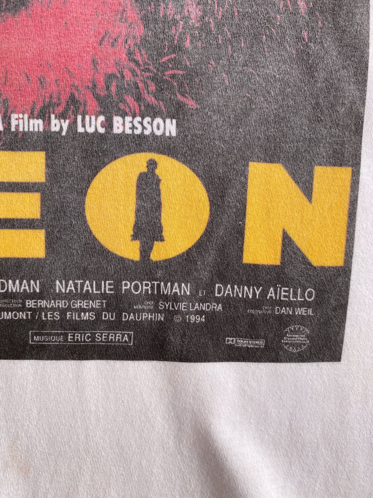 Vintage Very Rare Vintage Movie Leon The Professional T-shirt 1990s Size US M / EU 48-50 / 2 - 5 Thumbnail