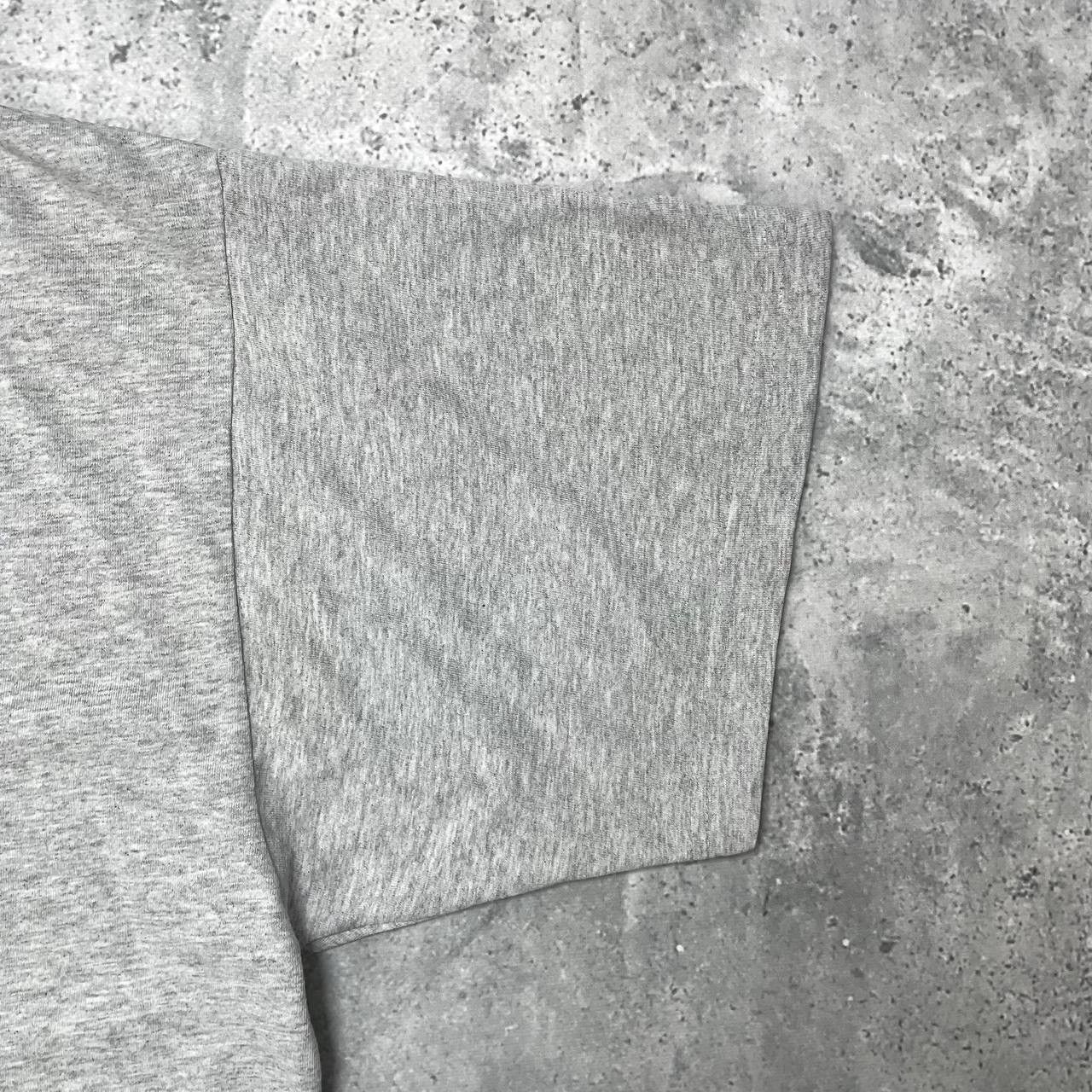 Vintage Vintage 2000s Nike Basic T Shirt Gray Size XL Size US XL / EU 56 / 4 - 9 Thumbnail