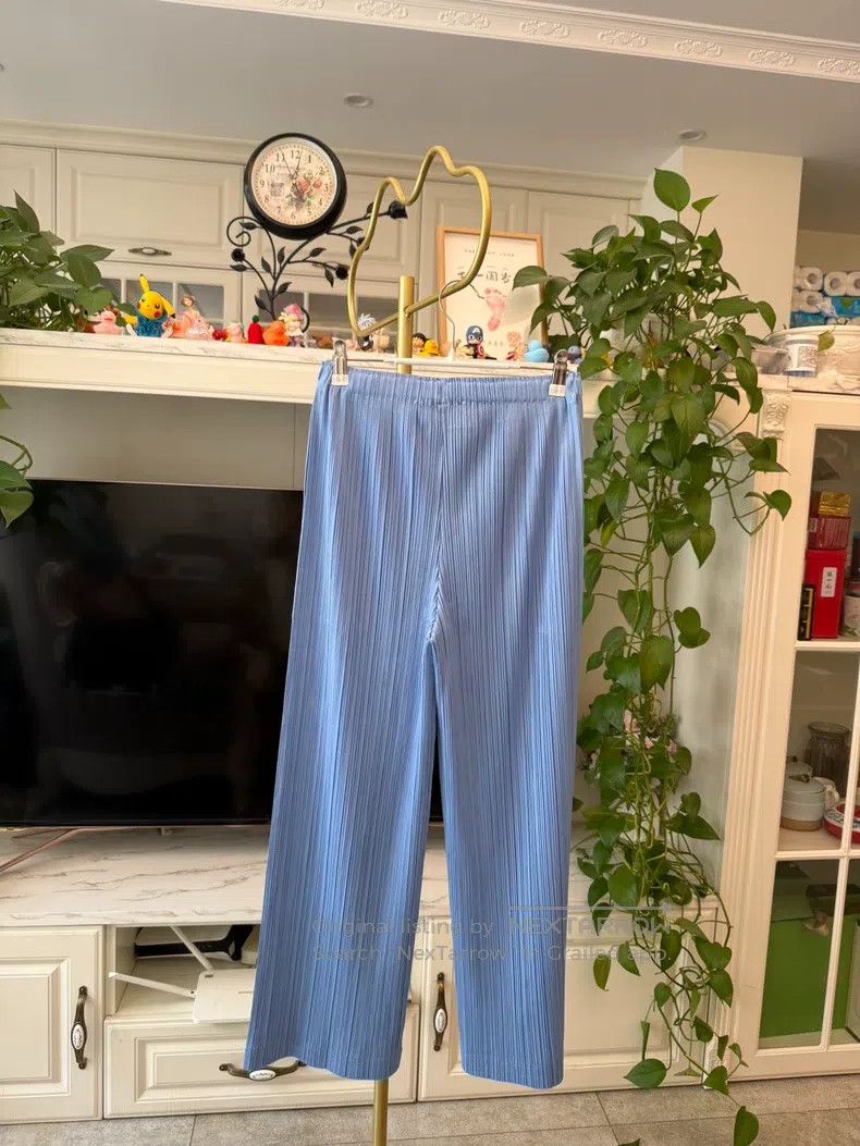 Issey Miyake Issey Miyake size:3 Main Line Top in Electric Blue Size 31" - 7 Thumbnail