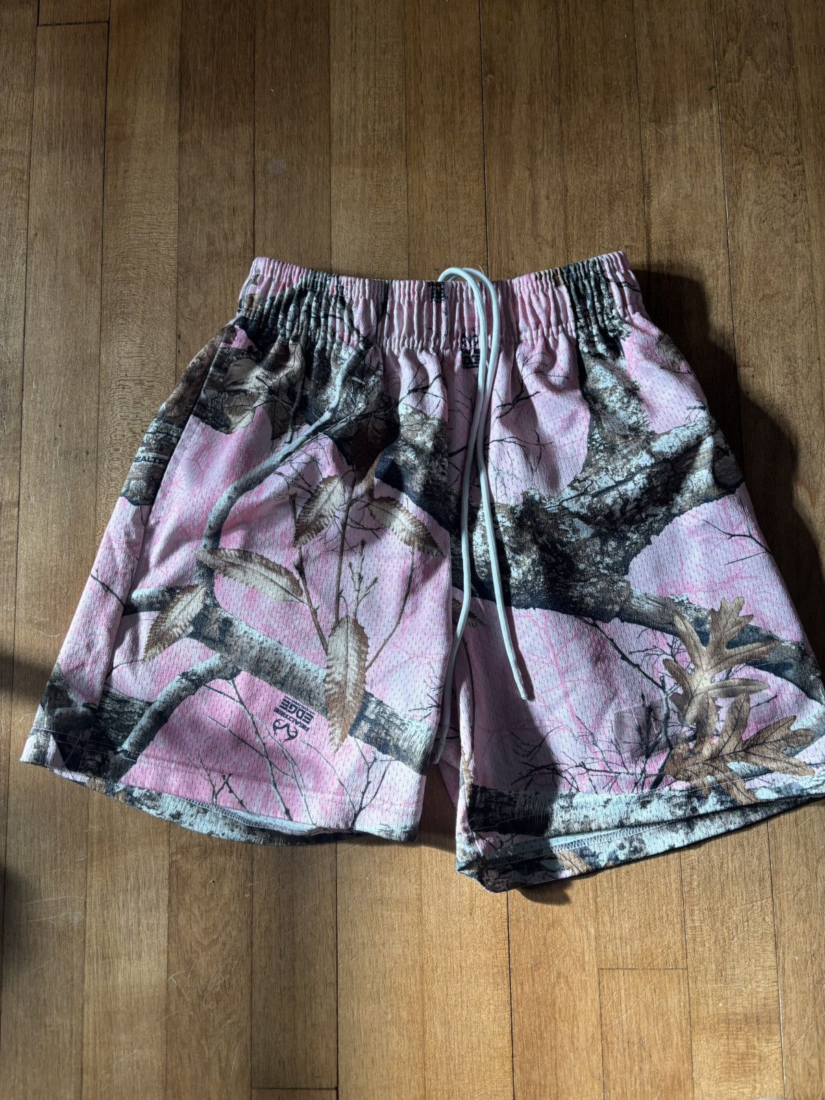 Bravest Studios Bravest studio pink wood shorts Size US 28 / EU 44 - 1 Thumbnail
