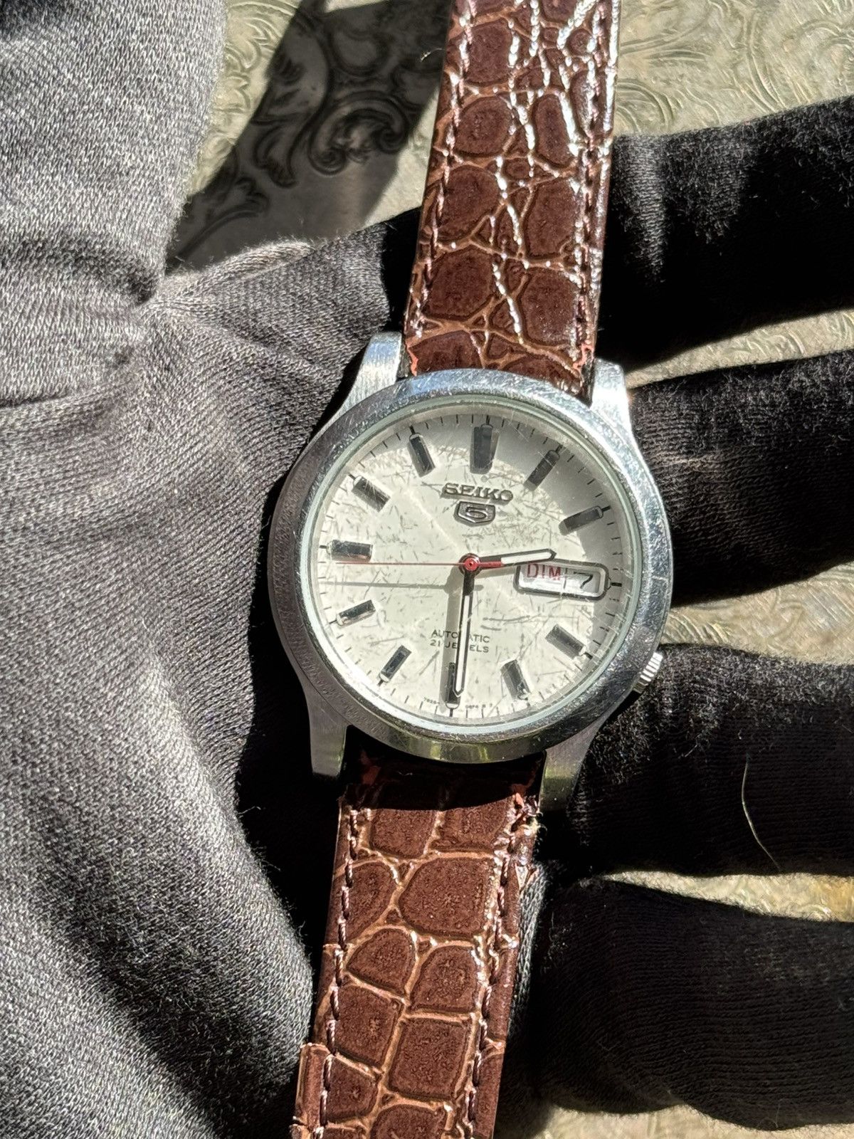 Seiko Seiko 5 Japan Made Automatic 21 Jewels SNKE01J1 Size 36 - 19 Thumbnail