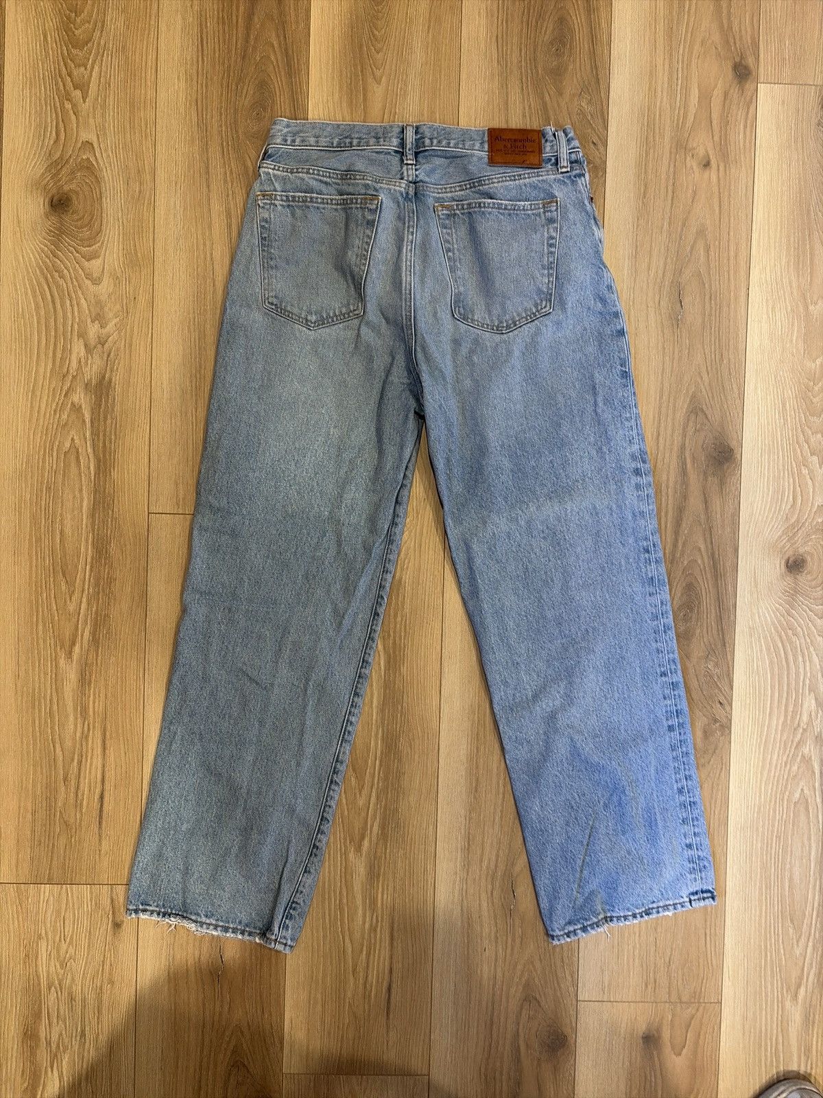 Abercrombie & Fitch Abercrombie Baggy 30 x 32 Light blue jeans Size US 30 / EU 46 - 1 Thumbnail