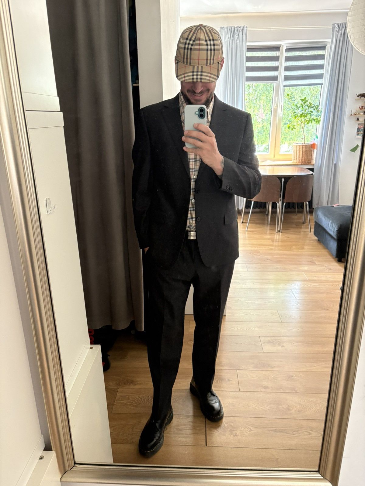 Daniel Hechter × Designer Daniel Hechter Paris Men’s Suit – 80% Wool / 20% Silk – Size 52L - 2 Thumbnail