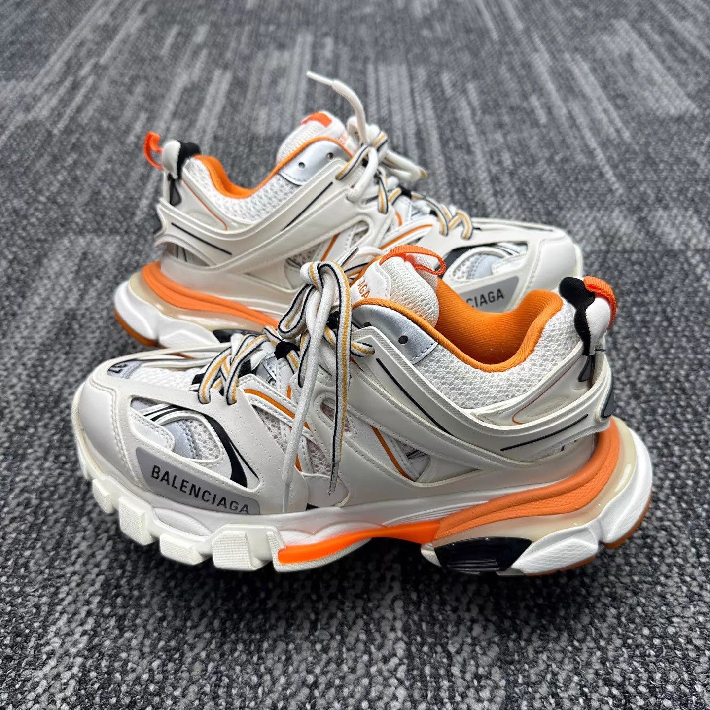 Balenciaga Balenciaga Track Nylon Dad Sneaker White Orange 37 Size US 7 / IT 37 - 4 Thumbnail