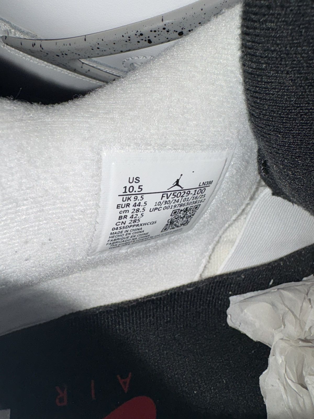 Nike Jordan 4s Retro White Cement (2025) Size US 10.5 / EU 43-44 - 6 Thumbnail