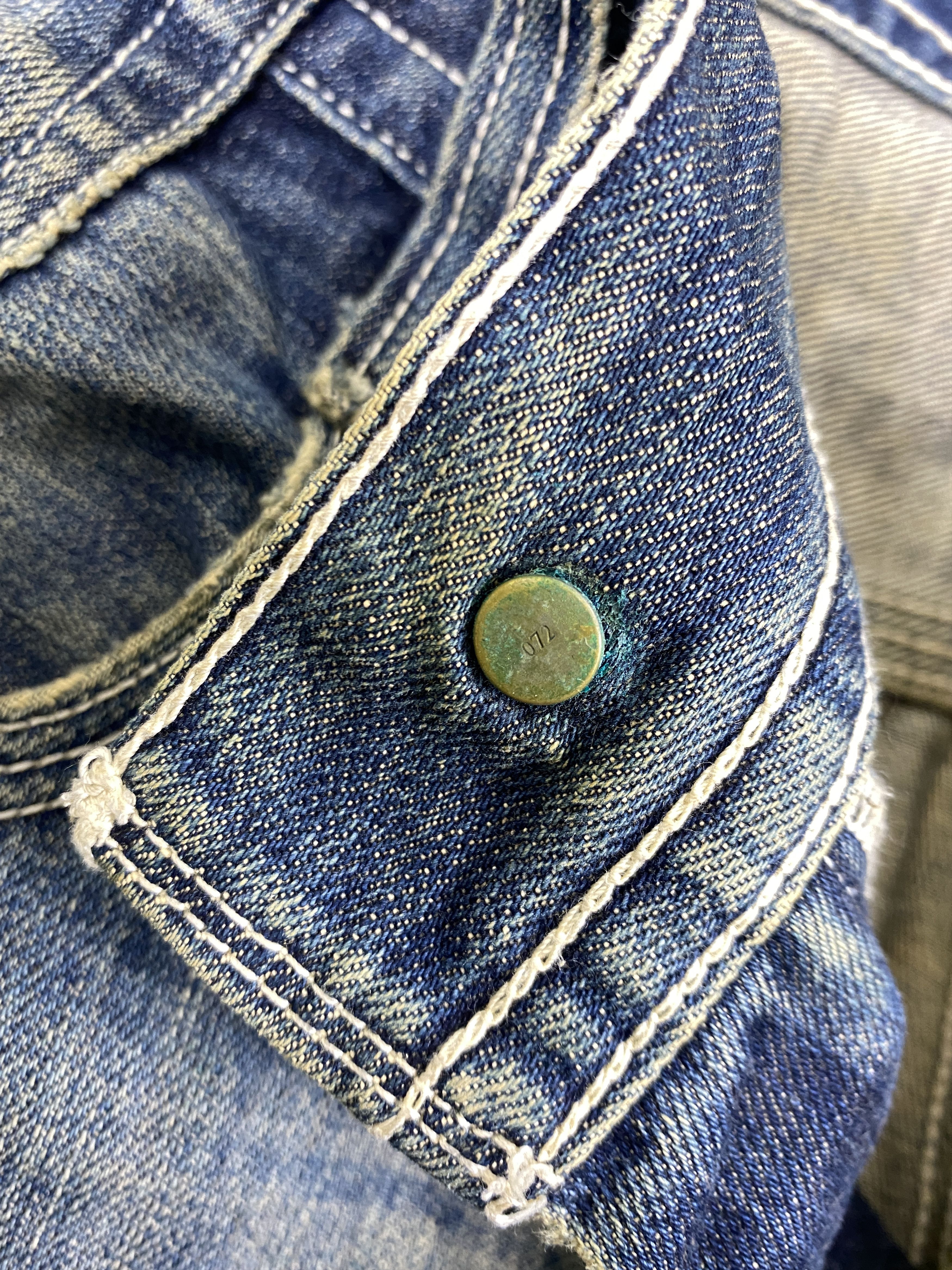 Levi's Dirty Blue Vintage Levi's 504 Jeans 35x28.5 Denim -SJ152 Size US 35 - 7 Thumbnail