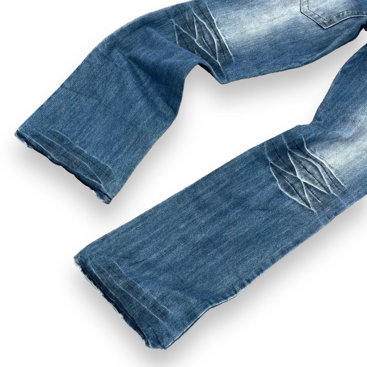 If Six Was Nine × Japanese Brand × Le Grande Bleu (L.G.B.) 🇯🇵 ROOT THREE GLITTER DISTRESSED FLARE DENIM PANTS Size US 31 - 8 Thumbnail