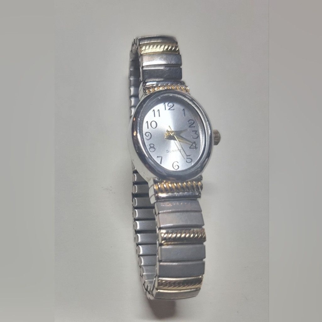 Other Vintage 2 Tone Japanese Movement Quartz Stretch Watch Size ONE SIZE - 1 Thumbnail