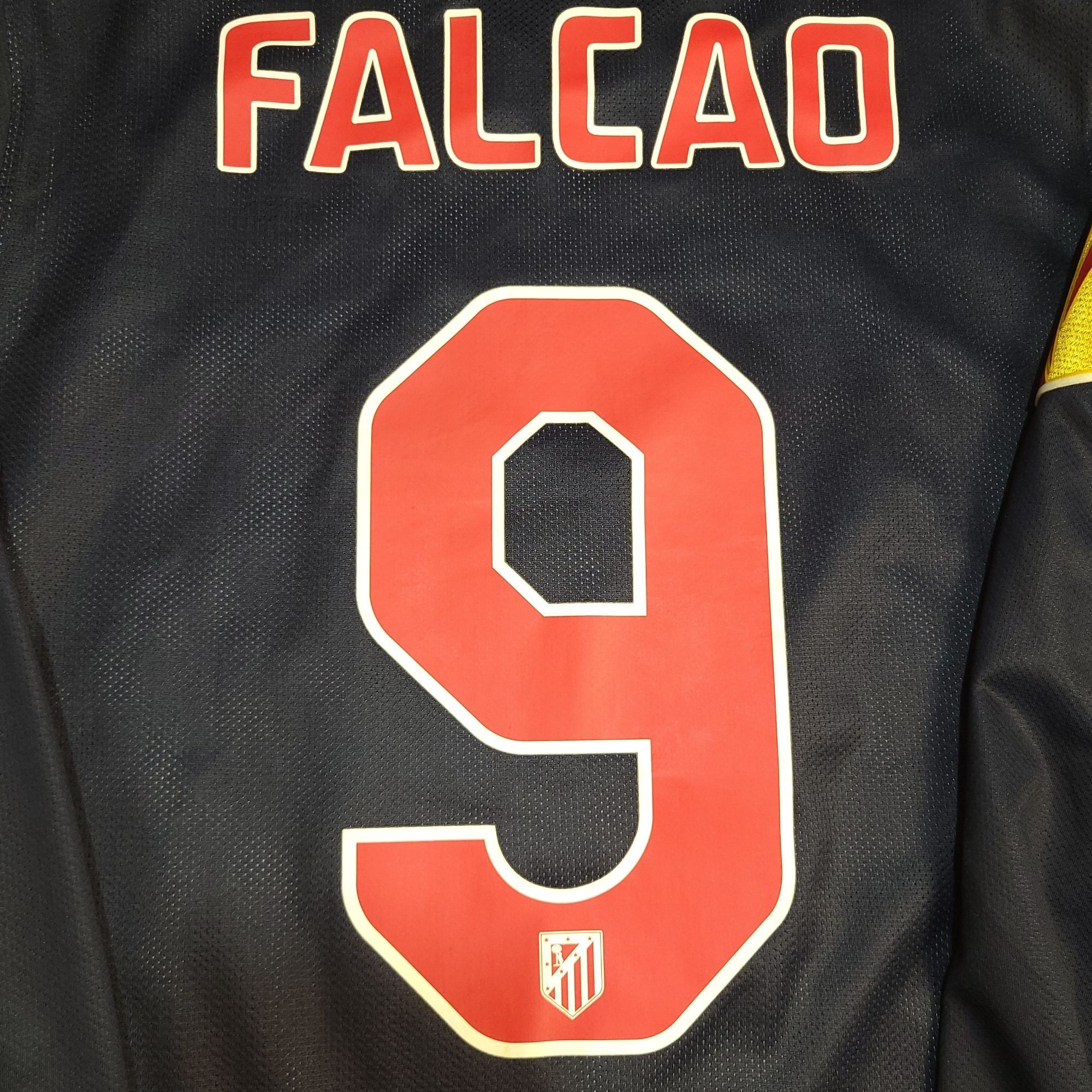 Nike Falcao Atletico Madrid 2011 2012 MATCH ISSUED Soccer Jersey Size US L / EU 52-54 / 3 - 3 Thumbnail