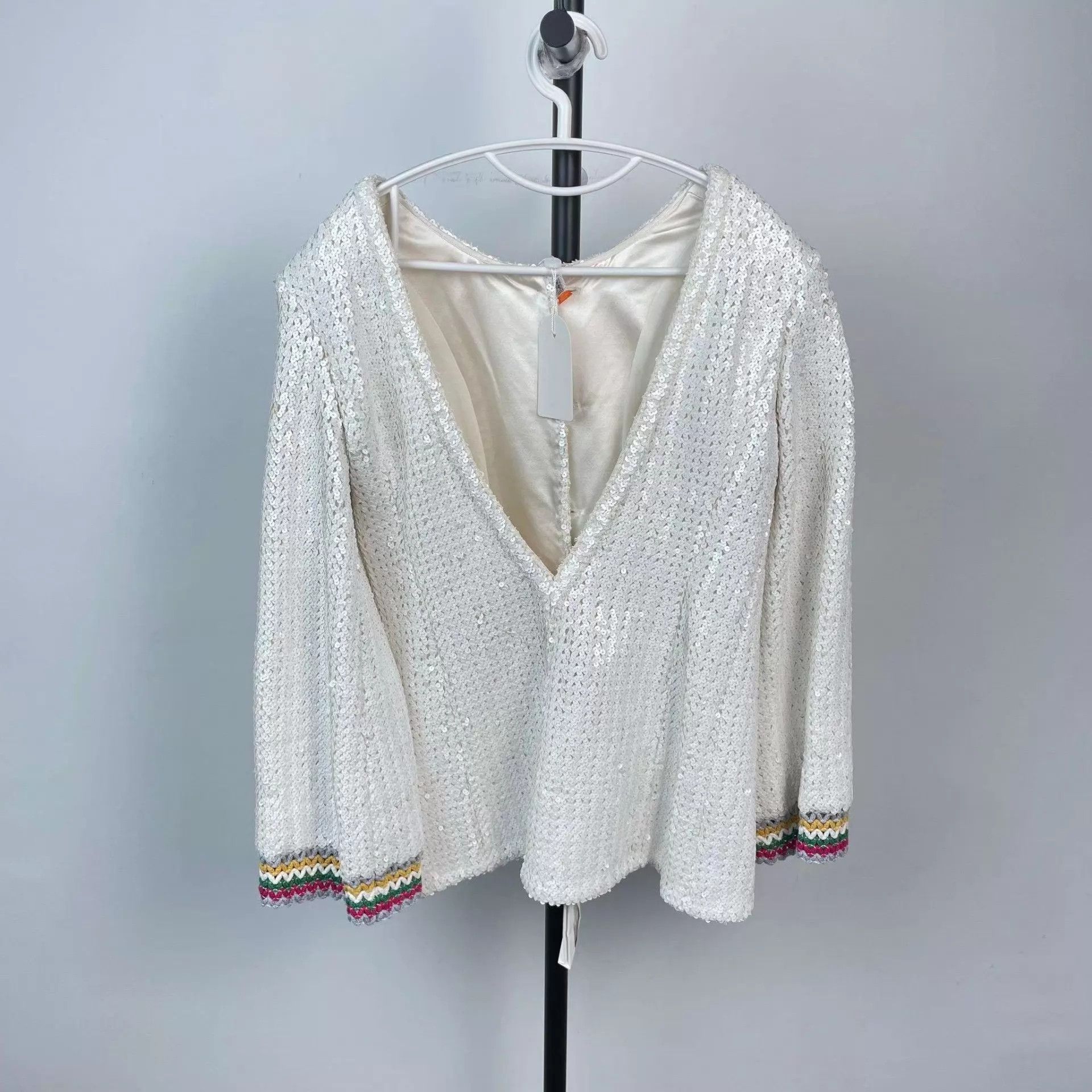 Chanel Chanel New Sequin Padded White Jacket 36 Size XS / US 0-2 / IT 36-38 - 2 Thumbnail