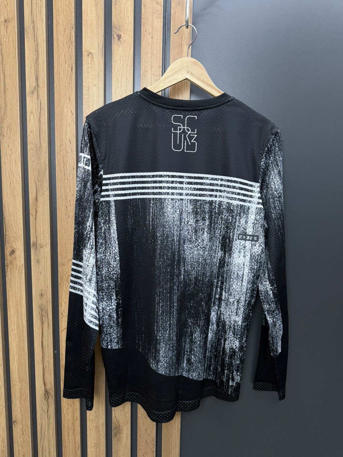 Other ION Scrub MTB Jersey Long Sleeve Black White Size M Size US M / EU 48-50 / 2 - 9 Thumbnail