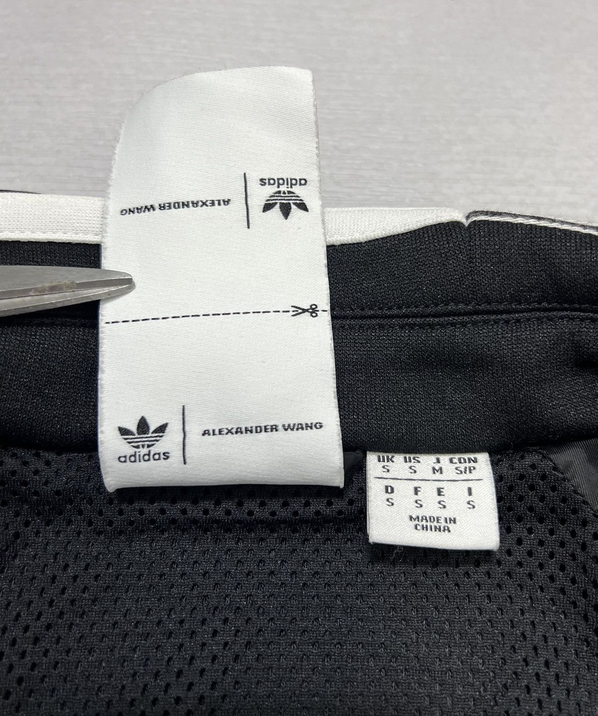 Adidas × Alexander Wang Adidas - Alexander Wang - A/W 17’ - Patch Jacket Size US S / EU 44-46 / 1 - 17 Thumbnail
