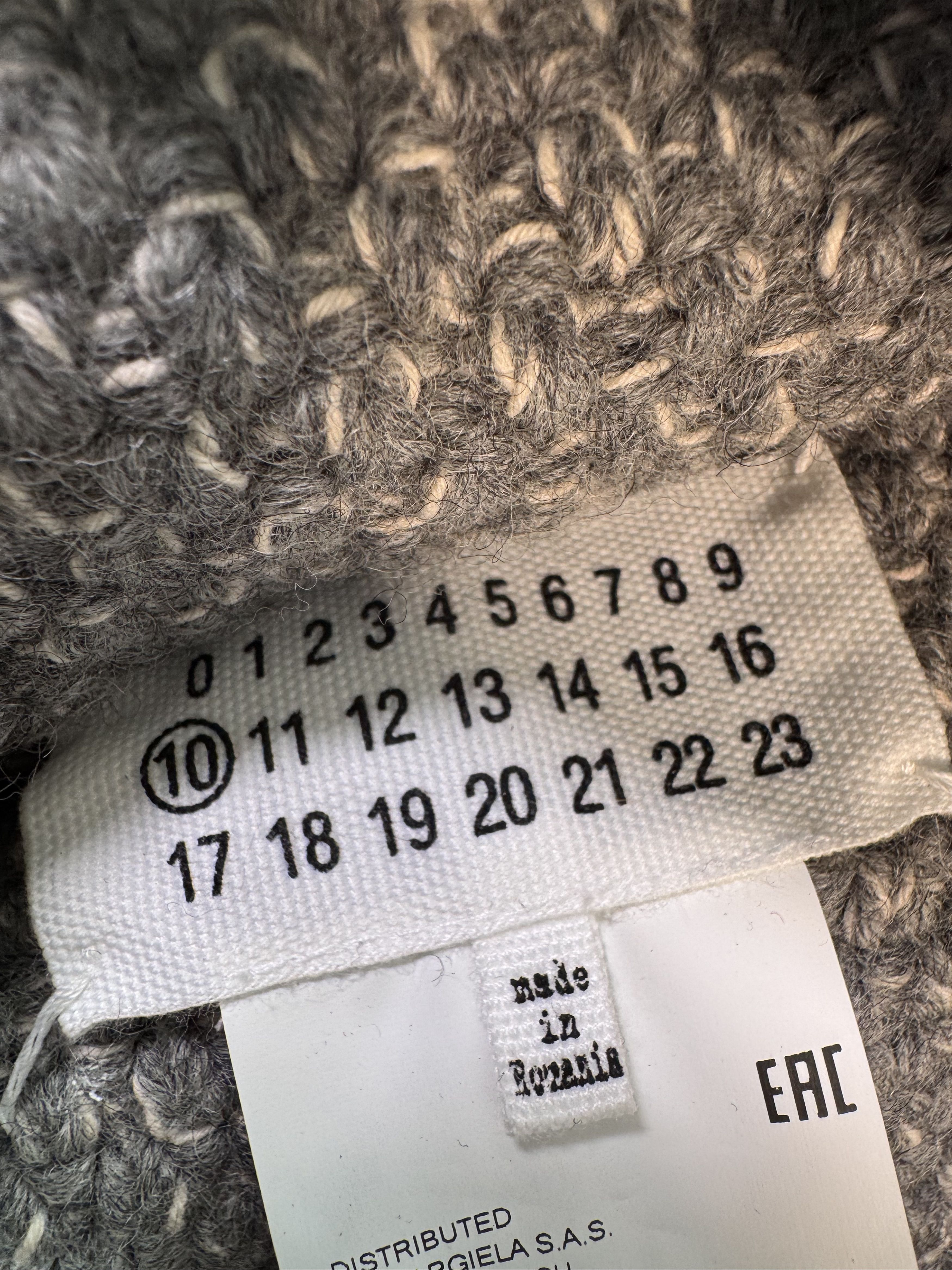 Maison Margiela Margiela Rare Ear flap knit beanie hat Size ONE SIZE - 10 Thumbnail
