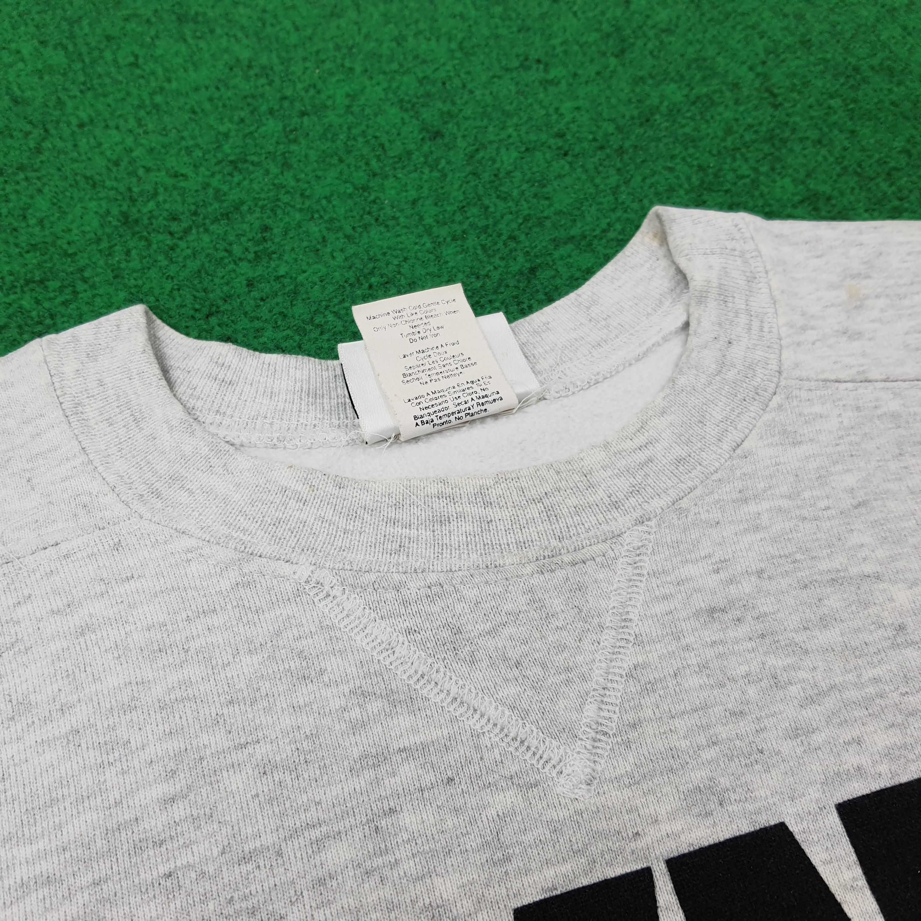 DKNY × Vintage Vintage DKNY Jeans Streetwear Sweatshirt C230N3 Size US L / EU 52-54 / 3 - 4 Thumbnail