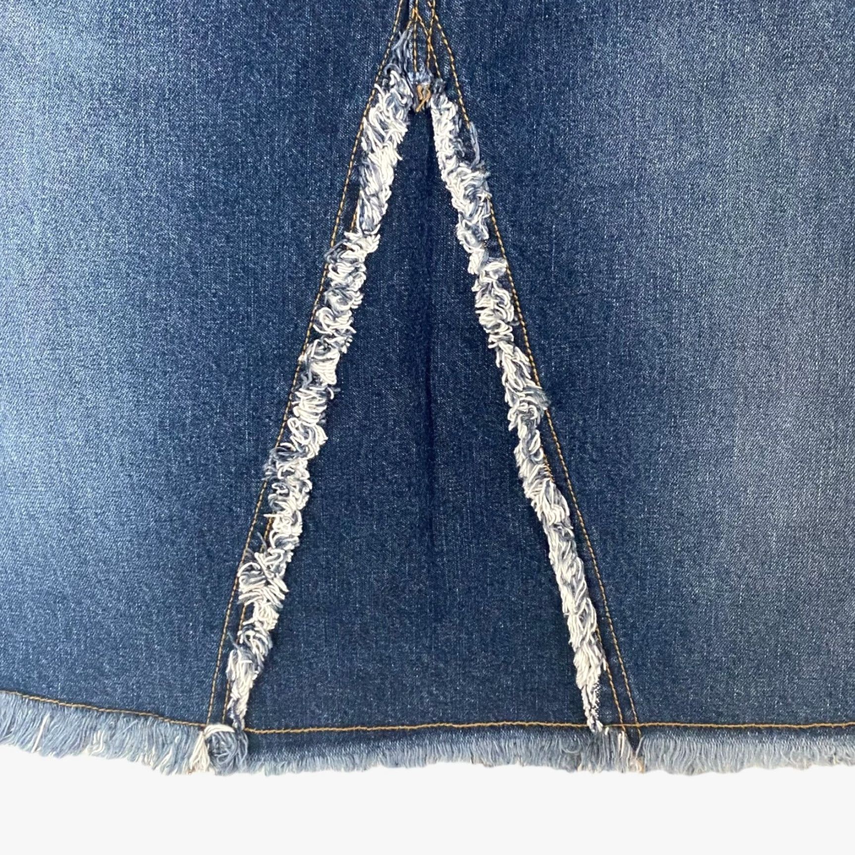 Vintage VINTAGE Hot Kiss Denim Skirt Jeans Skirt High-Waisted A-Line Fringe Blue 31 Women's Short 21" 100% Cotton Mens? Womens Size 24" / US 00 / IT 34 - 6 Thumbnail