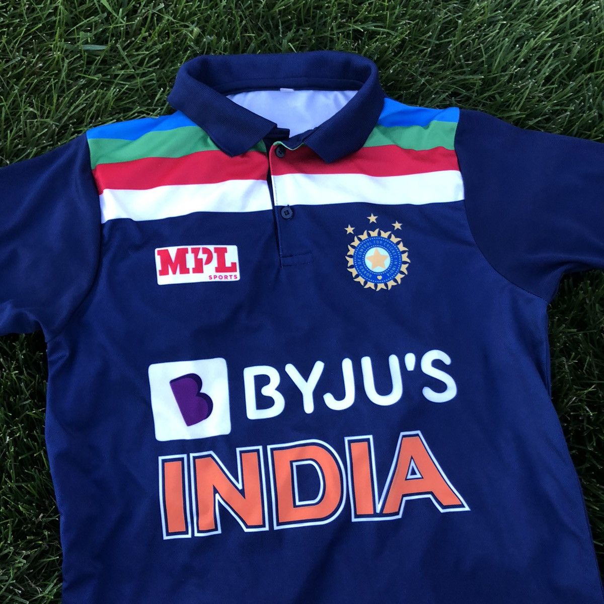 Other India cricket MS Dhoni #7 fan jersey Size US M / EU 48-50 / 2 - 5 Thumbnail