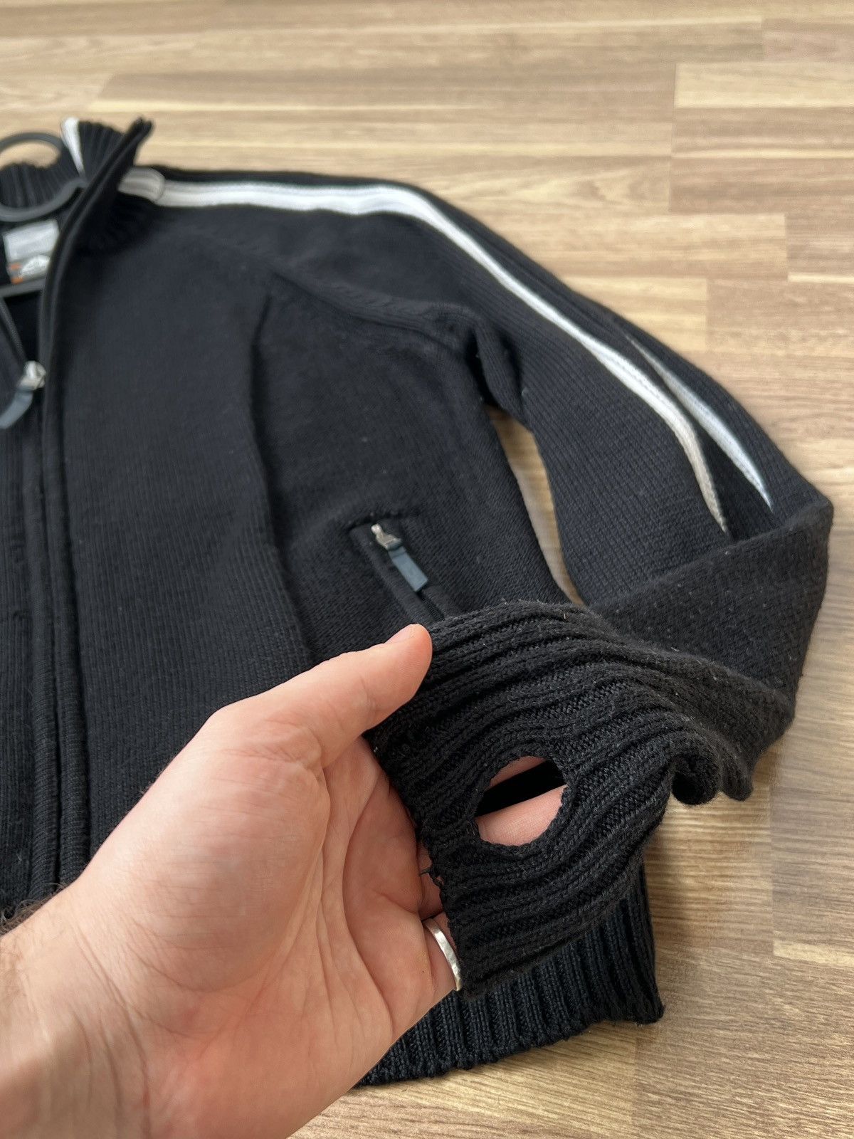Nike ACG Nike ACG Women’s Full Zip Wool/Acrylic Black Sweater Size L Size L / US 10 / IT 46 - 7 Thumbnail