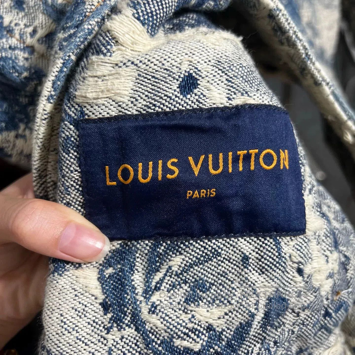 Louis Vuitton Louis Vuitton Distressed Denim Jacket. Size US L / EU 52-54 / 3 - 3 Thumbnail