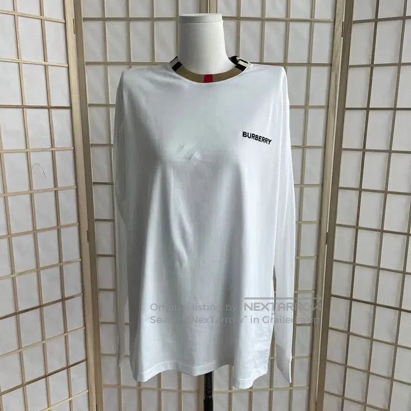 Burberry Burberry White Cotton Long Sleeve Sweatshirt. Size L / US 10 / IT 46 - 1 Thumbnail