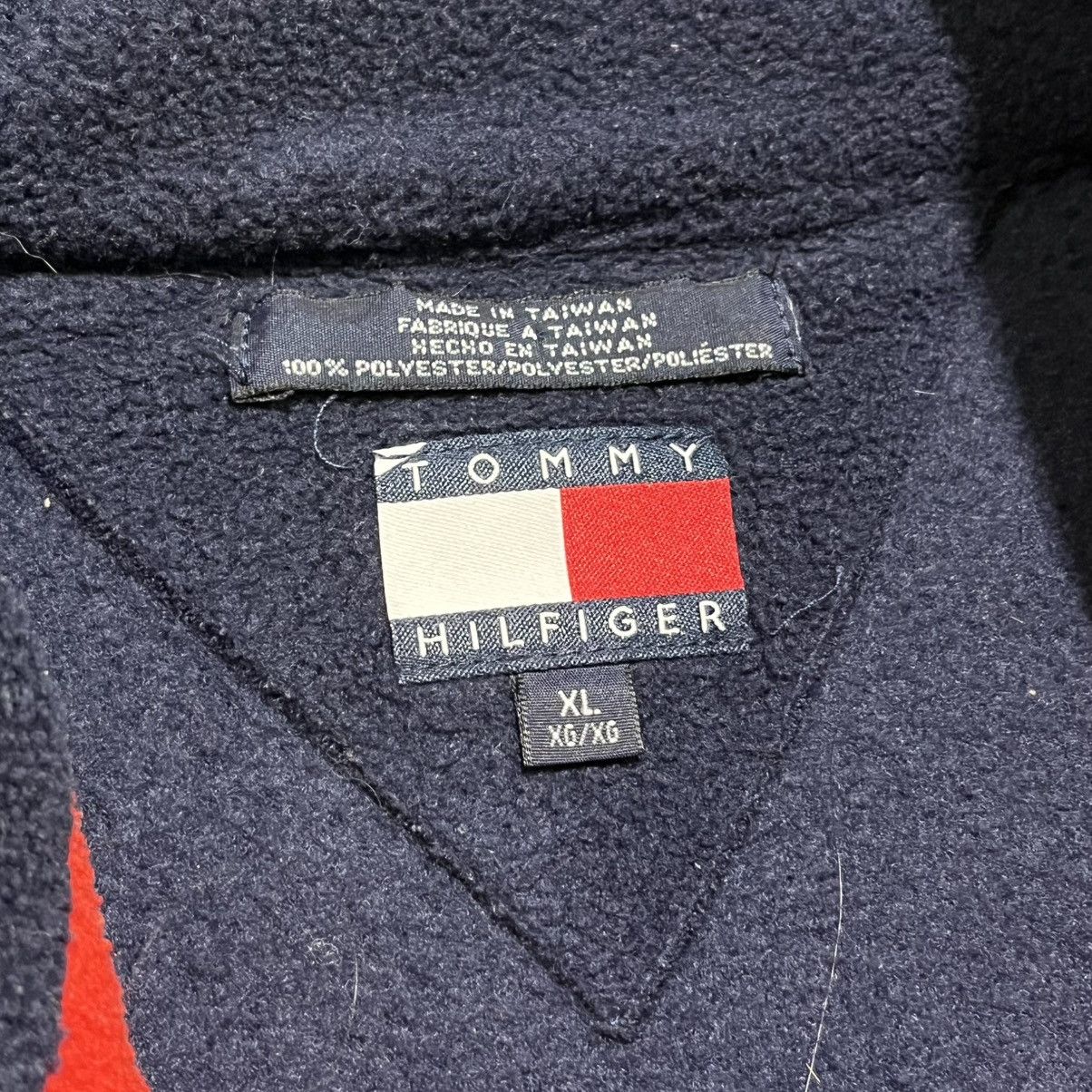 Tommy Hilfiger Vintage Tommy Hilfiger Skater Logo 1/4 Zip Fleece Sweater Size US XL / EU 56 / 4 - 5 Thumbnail