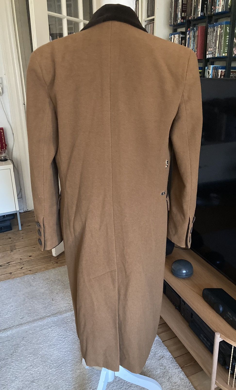 Nina Ricci Vintage Nina Ricci wool and cashmere coat with velvet trims Size M / US 6-8 / IT 42-44 - 3 Thumbnail