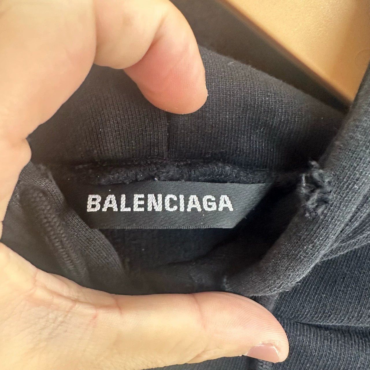 Balenciaga Balenciaga Alien Black Hoodie Sweatshirt Size US XS / EU 42 / 0 - 5 Thumbnail