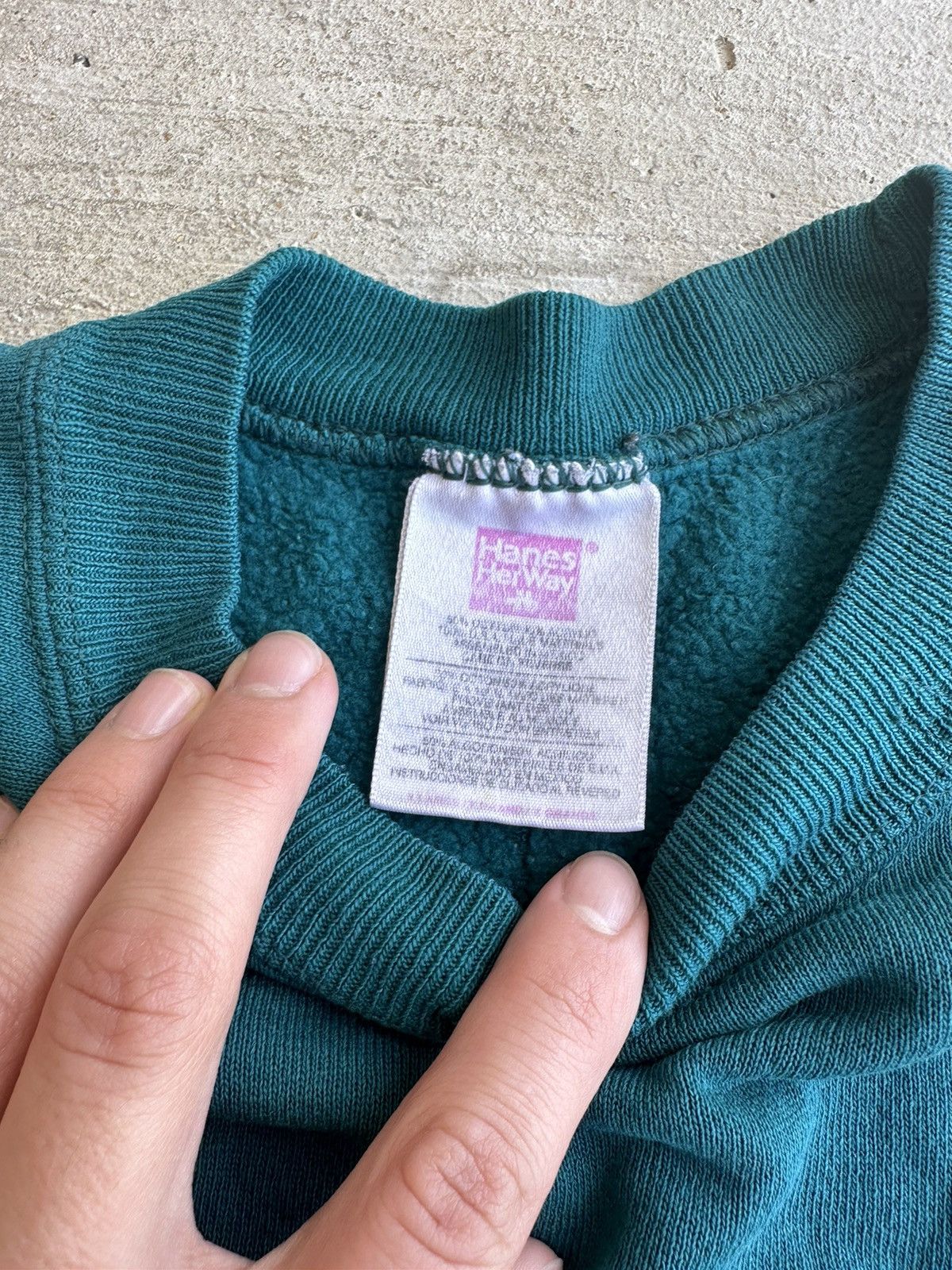 Hanes × Vintage Vintage Hanes Her Way Crewneck Sweatshirt Size L / US 10 / IT 46 - 2 Thumbnail