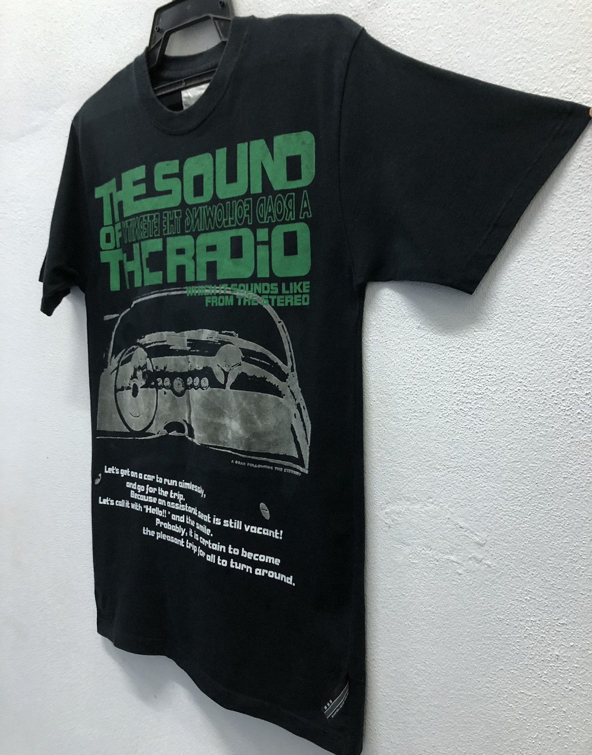 Vintage Vintage The Sound Of The Radio T-Shirt Size US M / EU 48-50 / 2 - 8 Thumbnail