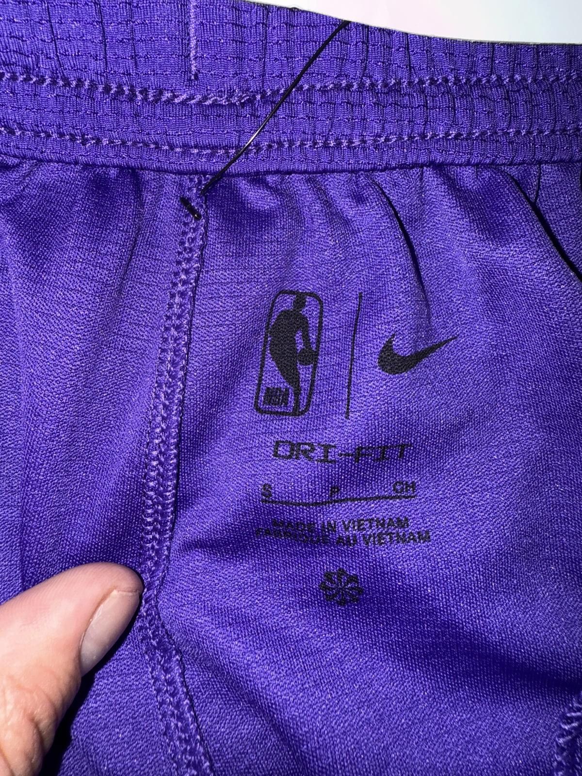 Nike Nike Women’s Purple LA Lakers Authentic Crossover Fly Performance Shorts Sample Size 28" / US 6 / IT 42 - 3 Thumbnail