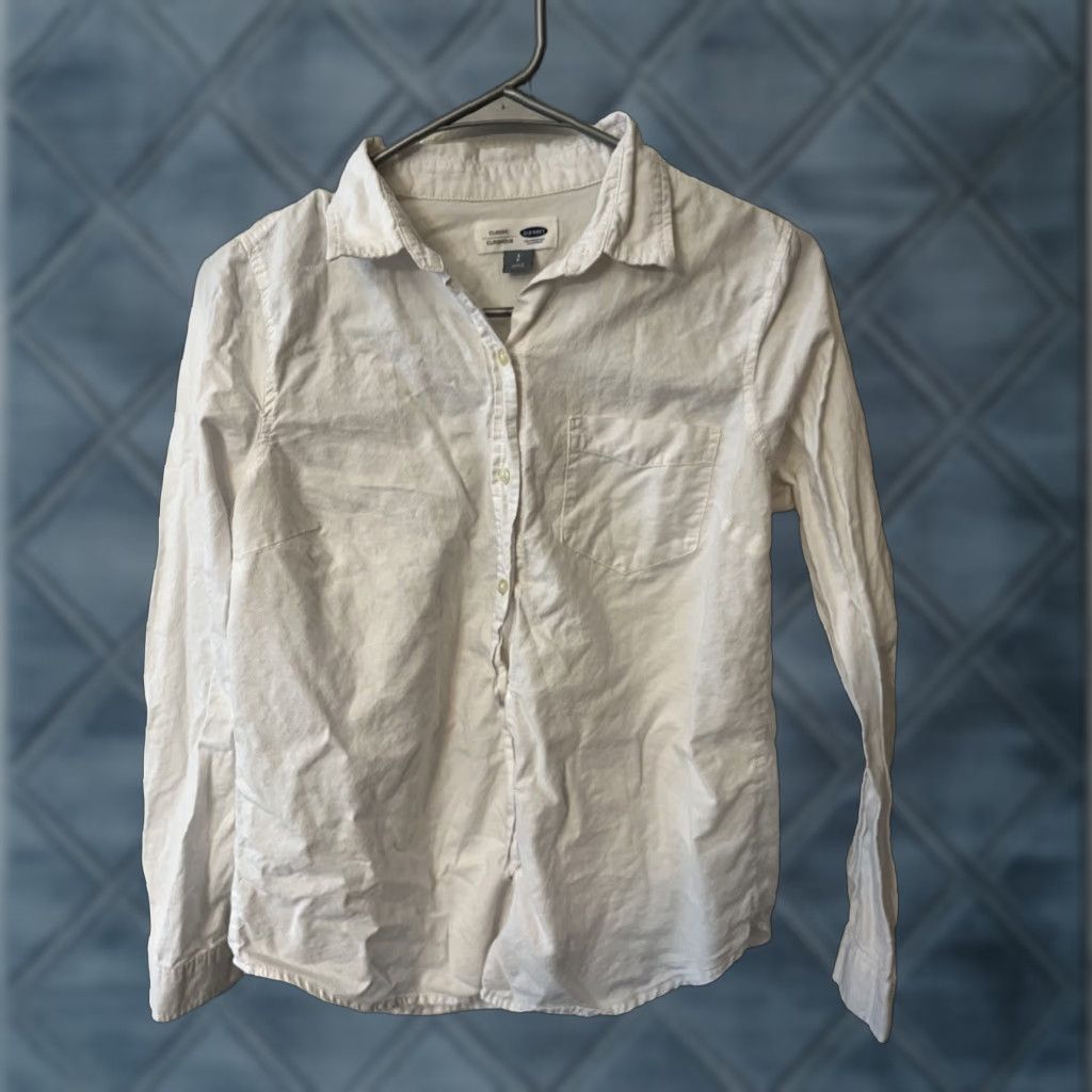 Old Navy Old Navy The Classic Shirt White Size Small Preowned Size S / US 4 / IT 40 - 1 Thumbnail