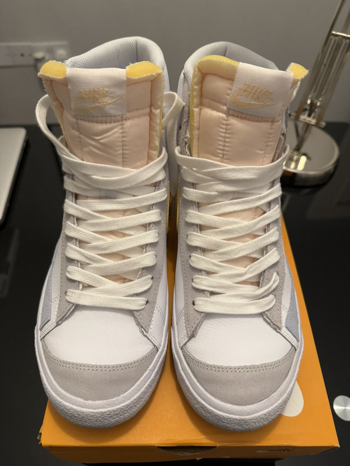 Nike Nike Blazer Mid ‘77 White, Lemon & Green US9.5/UK8.5 Size US 9.5 / EU 42-43 - 7 Thumbnail