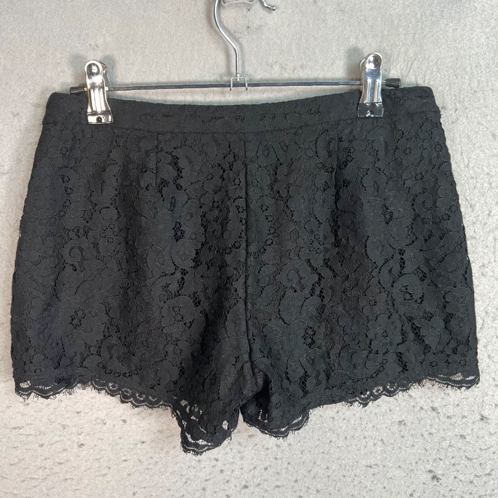 Joie Joie Black Lace Womens Shorts Size 0 Size 25" / US 0 / IT 36 - 2 Thumbnail