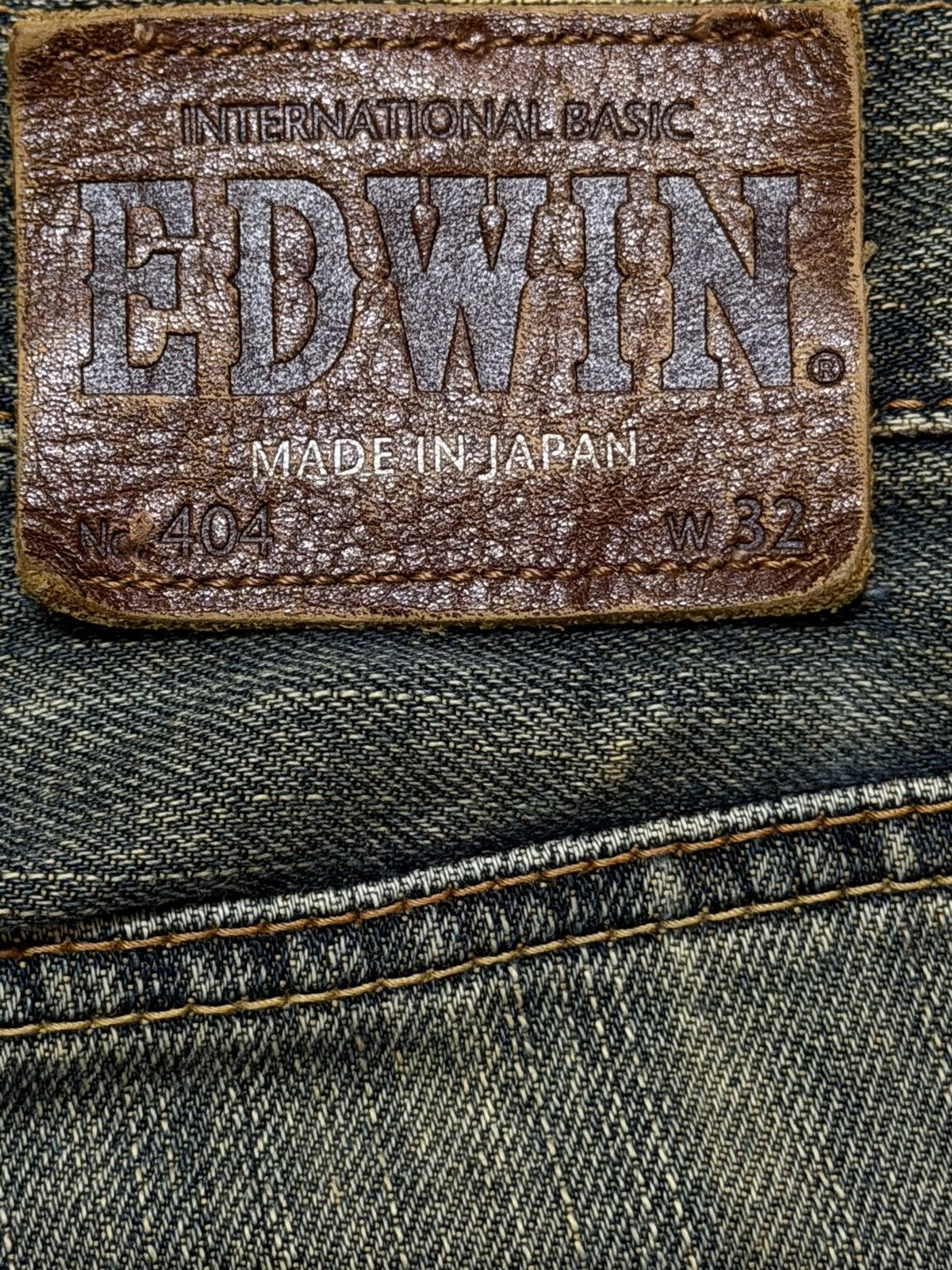 Edwin Vintage 90s Edwin 404 Faded Wash Relaxed Wide Leg Jeans Size US 33 - 6 Thumbnail