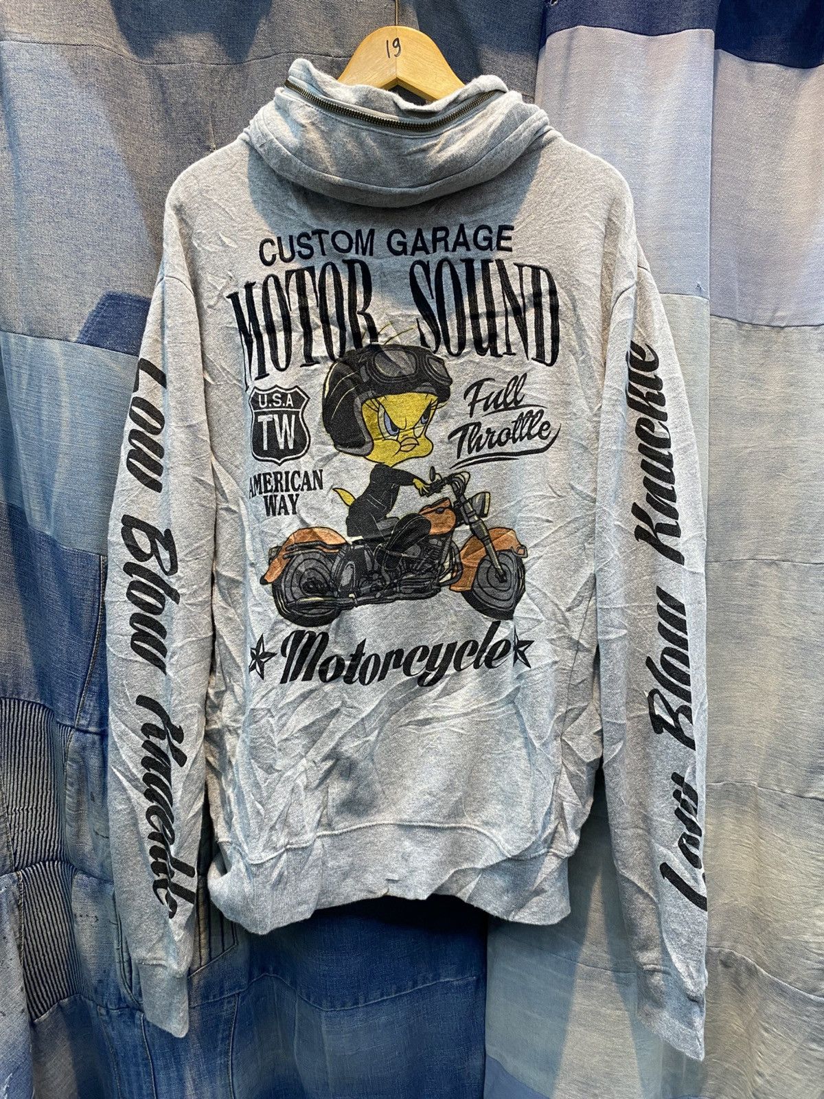 Vintage 💥binddingoffer💥 undefined lowblow knuckle looney tune hoodie Size US L / EU 52-54 / 3 - 1 Thumbnail