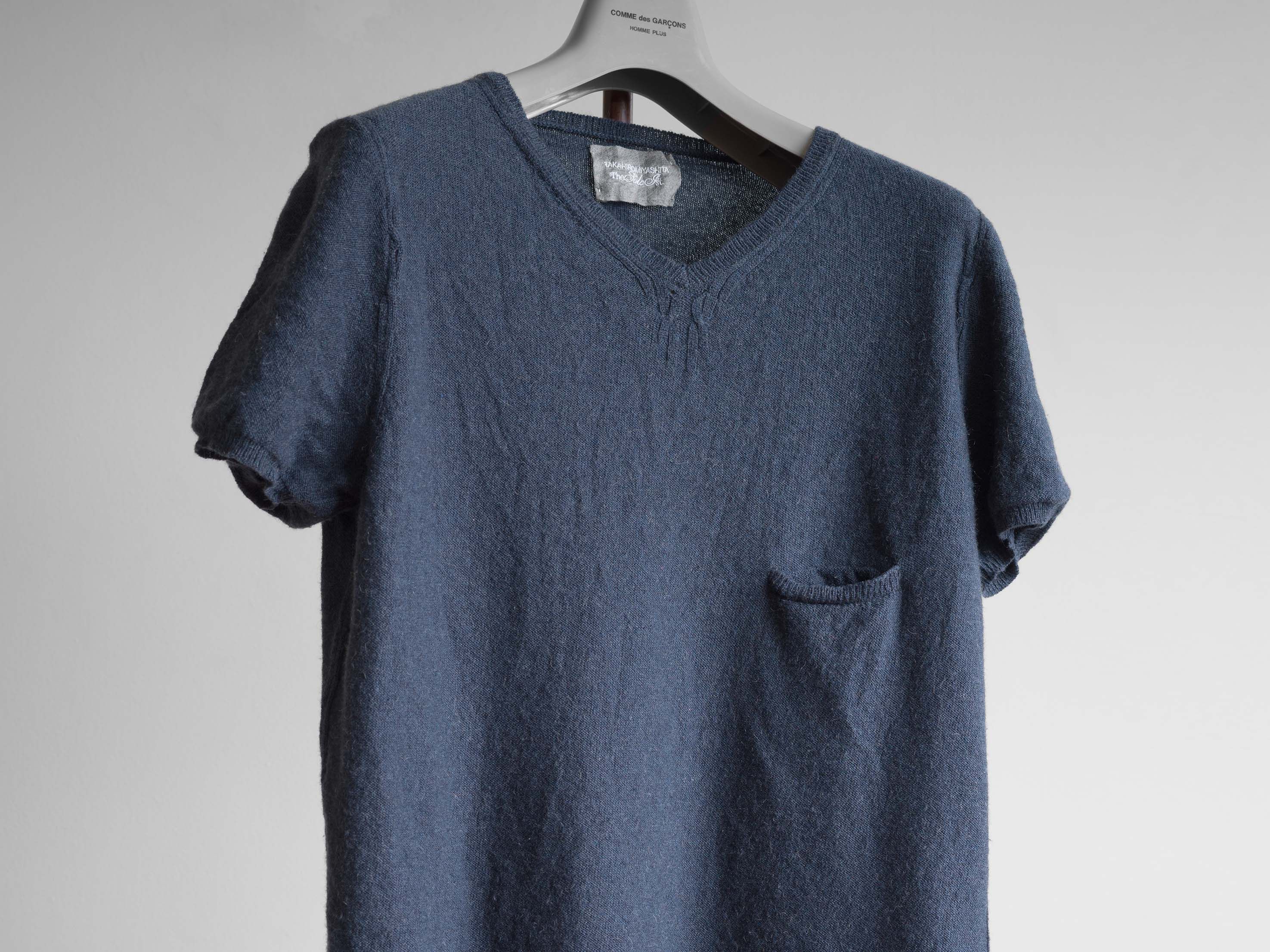 Takahiromiyashita The Soloist. AW2010 TAKAHIROMIYASHITA The Soloist CAMEL SILK KNIT V-NECK Size US S / EU 44-46 / 1 - 1 Thumbnail