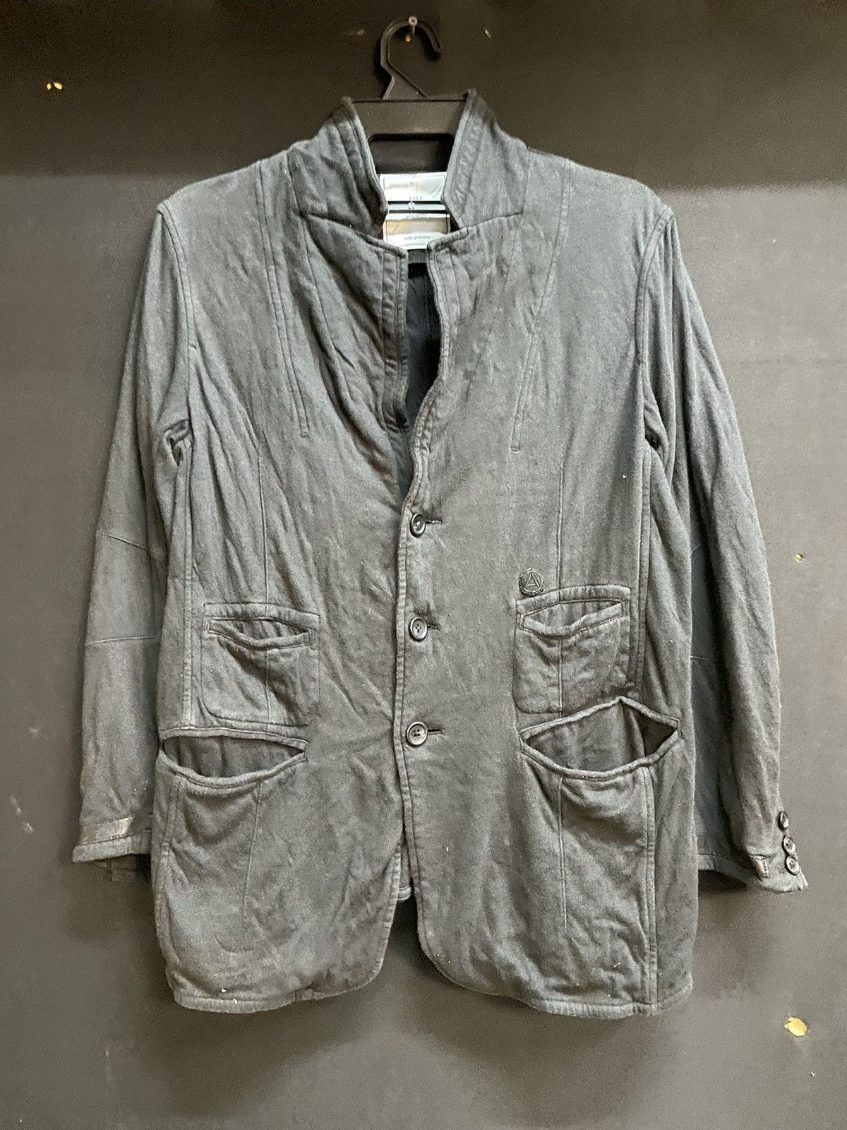 Jun Takahashi × Undercover × Uniqlo Authentic UNIQLO X JUN TAKASHI X UMDERCOVER sweater Size US L / EU 52-54 / 3 - 1 Thumbnail