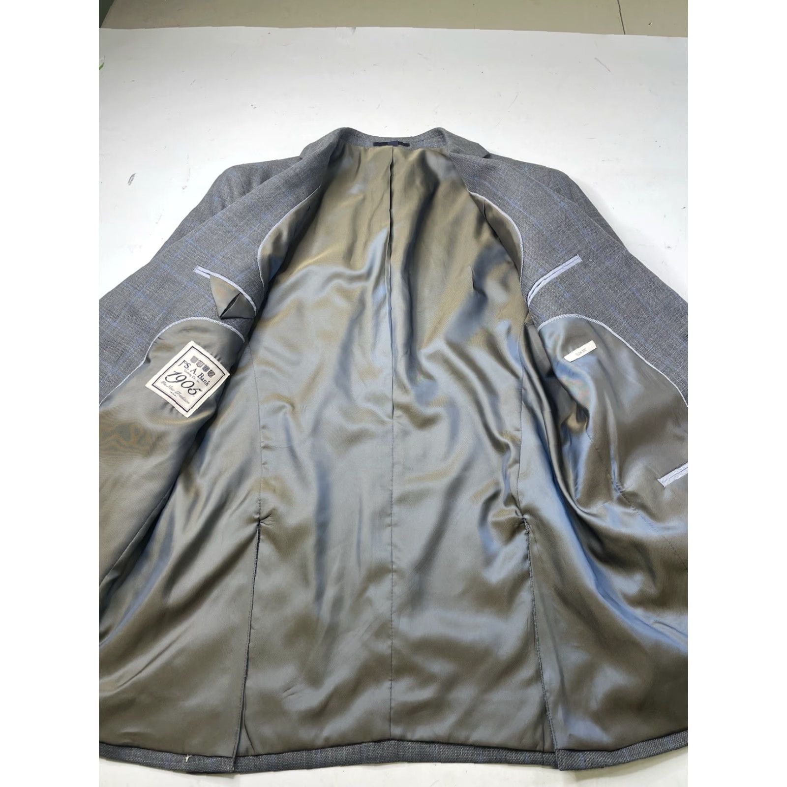 Jos. A. Bank NWT Jos A Bank Mens Silk Wool Blazer Jacket Sports Coat Gray Pane Size 40L Slim Size 40R - 2 Thumbnail