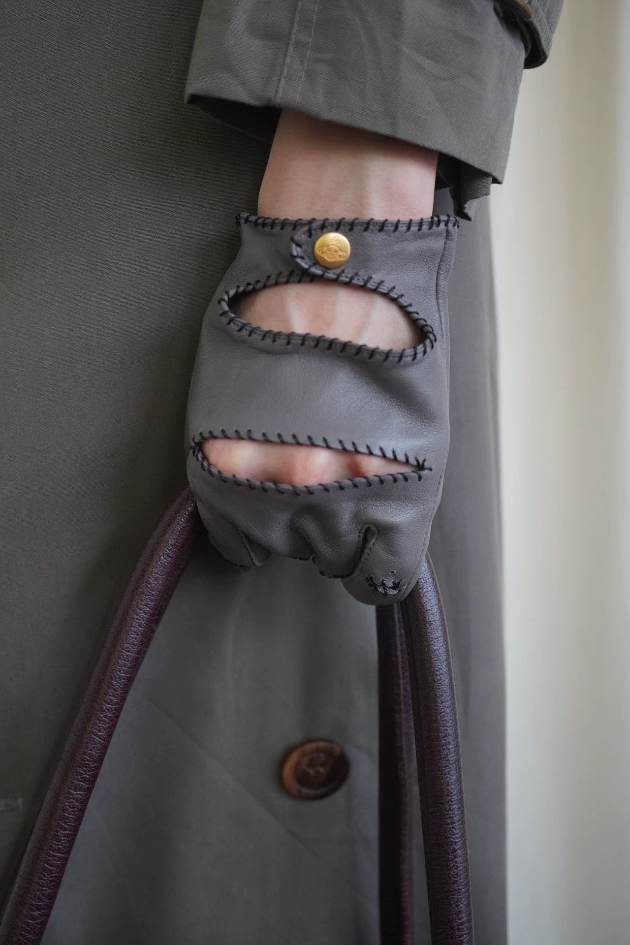 Vivienne Westwood Vivienne Westwood 2000s Cut Joint Leather Gloves Saturn Size ONE SIZE - 3 Thumbnail