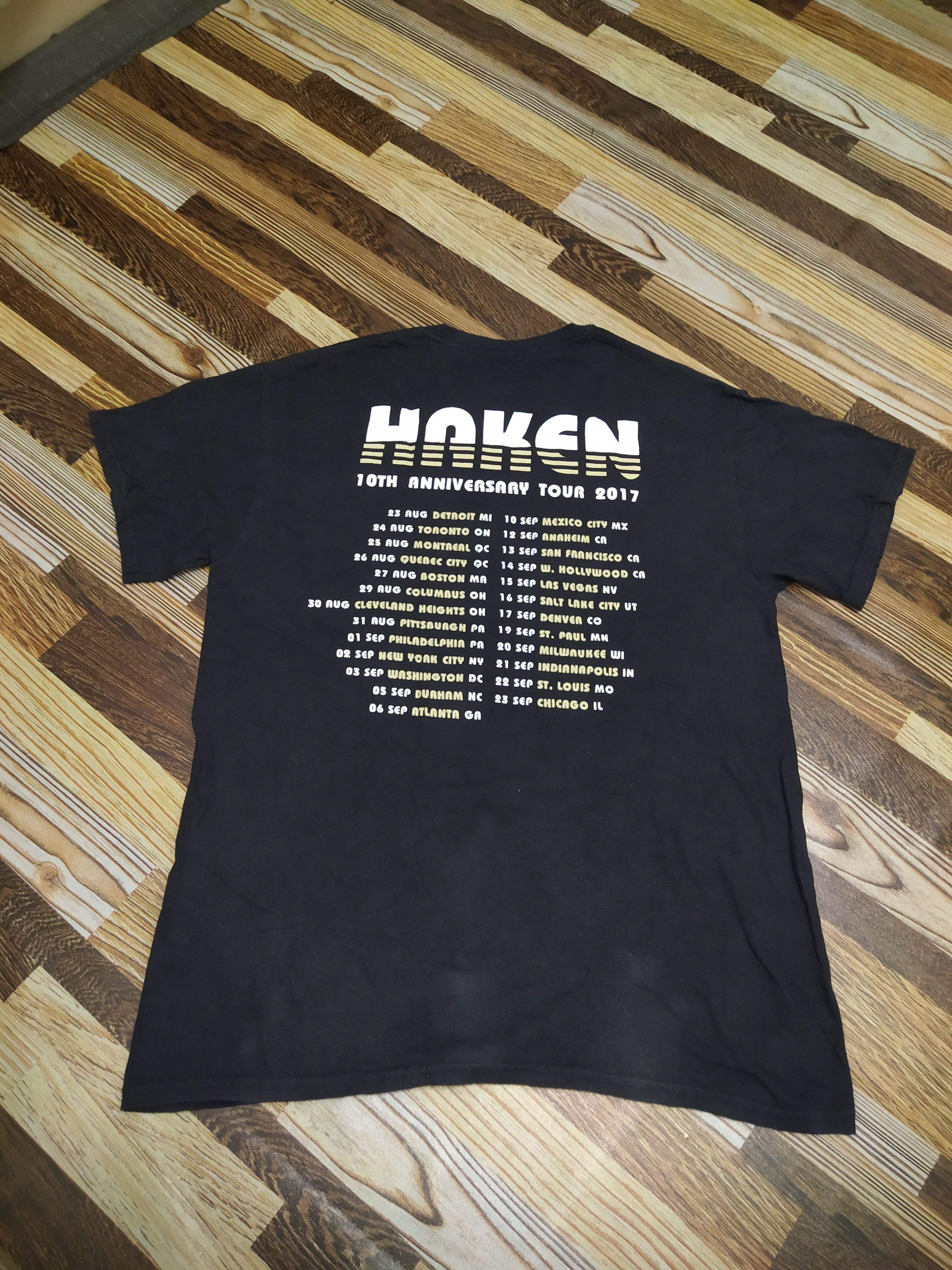 Band Tees Haken Band tour 2017 casual shirt Size US M / EU 48-50 / 2 - 7 Thumbnail