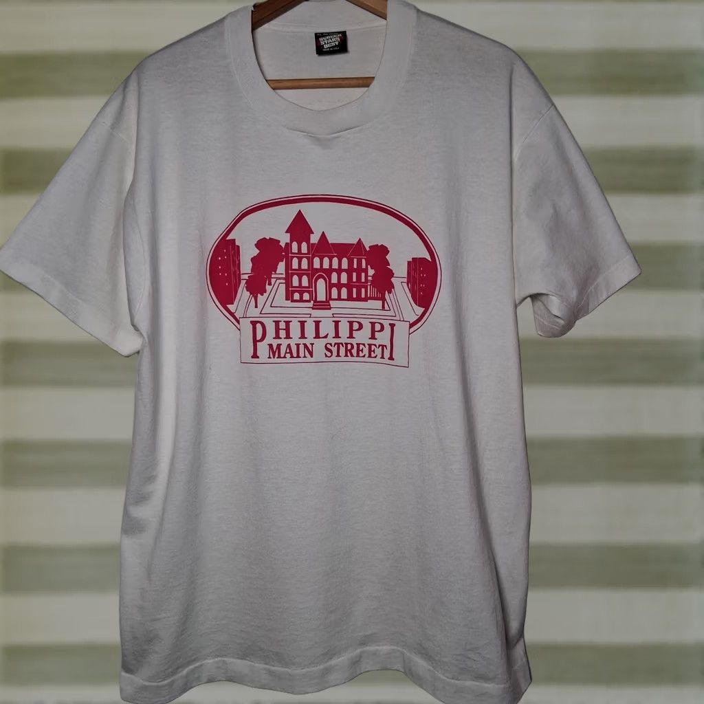 Vintage VINTAGE Screen Stars Best T-Shirt XL White Short Sleeve Crew Neck graphic WV Courthouse Main Street USA West Virginia Tourist Pink Vintage 60s? Size US XL / EU 56 / 4 - 1 Thumbnail