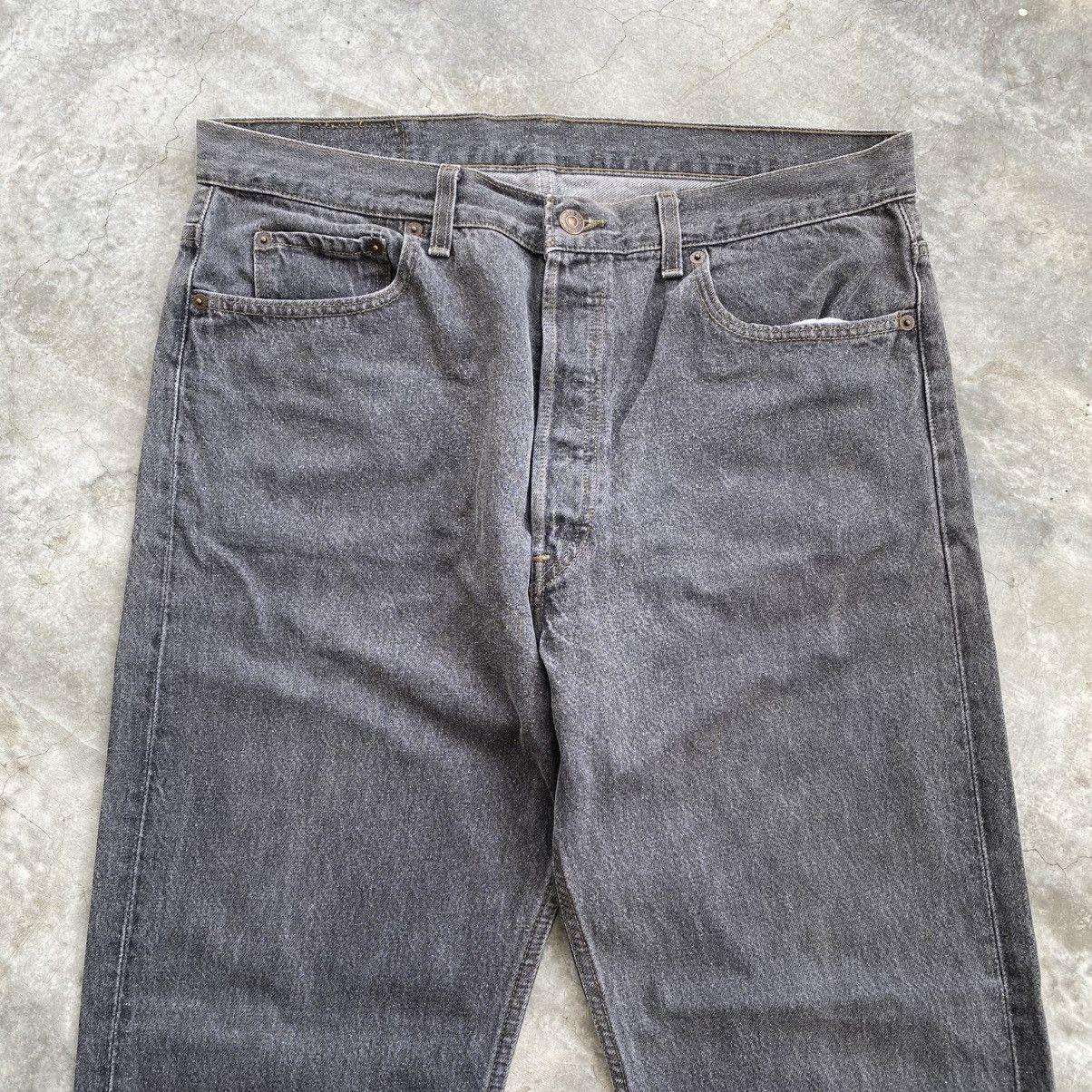 Levi's × Vintage Vintage 90's Levi's 501 Distressed Denim Size US 36 / EU 52 - 2 Thumbnail
