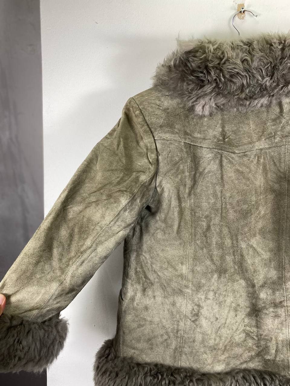 Leather no brands leather jacket fur finishing Size US M / EU 48-50 / 2 - 7 Thumbnail