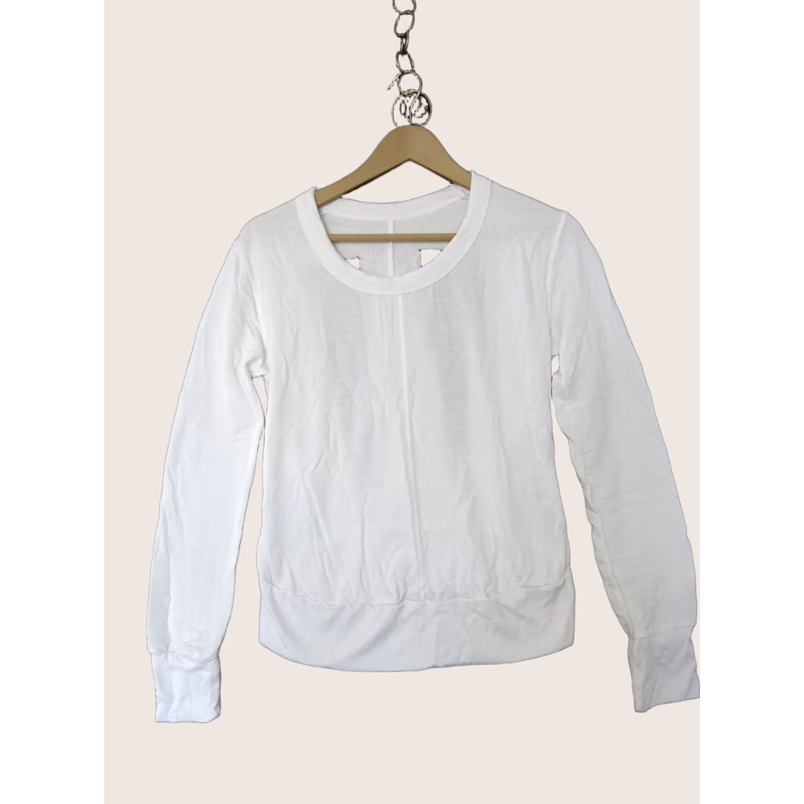 Vintage Unbranded Women's Blouse Long Sleeve White Crew Neck Open Back Size S Size S / US 4 / IT 40 - 1 Thumbnail
