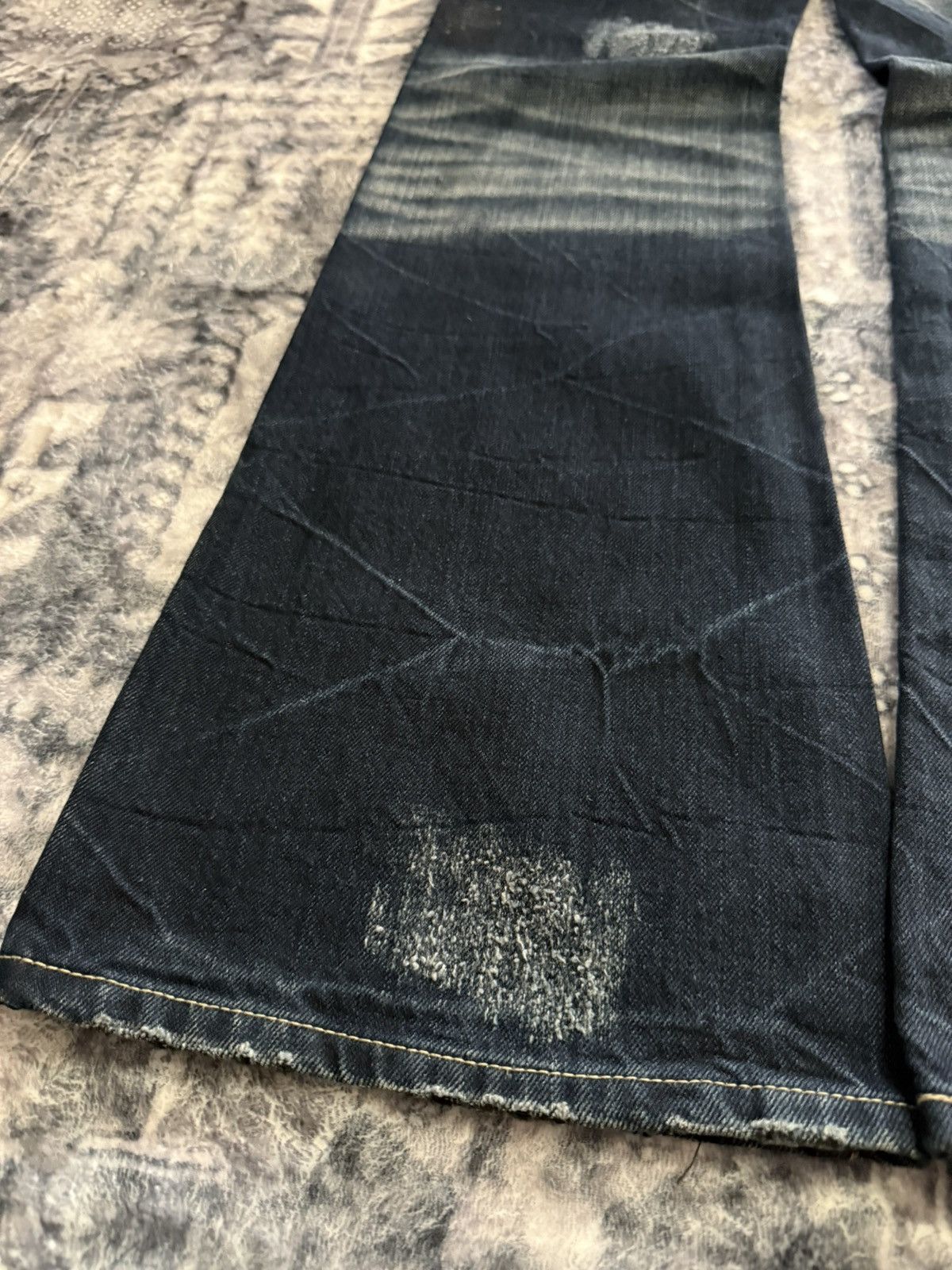 If Six Was Nine Trim Co Japan Wolf Cut Shadow Wash Studded Flared Jeans Size US 30 / EU 46 - 21 Thumbnail