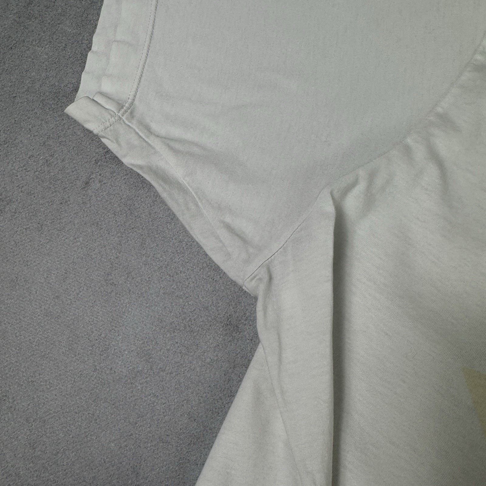 Dsquared2 Vintage Dsquared2 Big Logo T Shirt White Size XL Size US XL / EU 56 / 4 - 15 Thumbnail