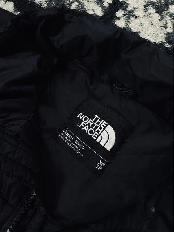 The North Face The North Face Nuptse 700 XS TNF Down Jacket Black on Black Size US XS / EU 42 / 0 - 5 Thumbnail
